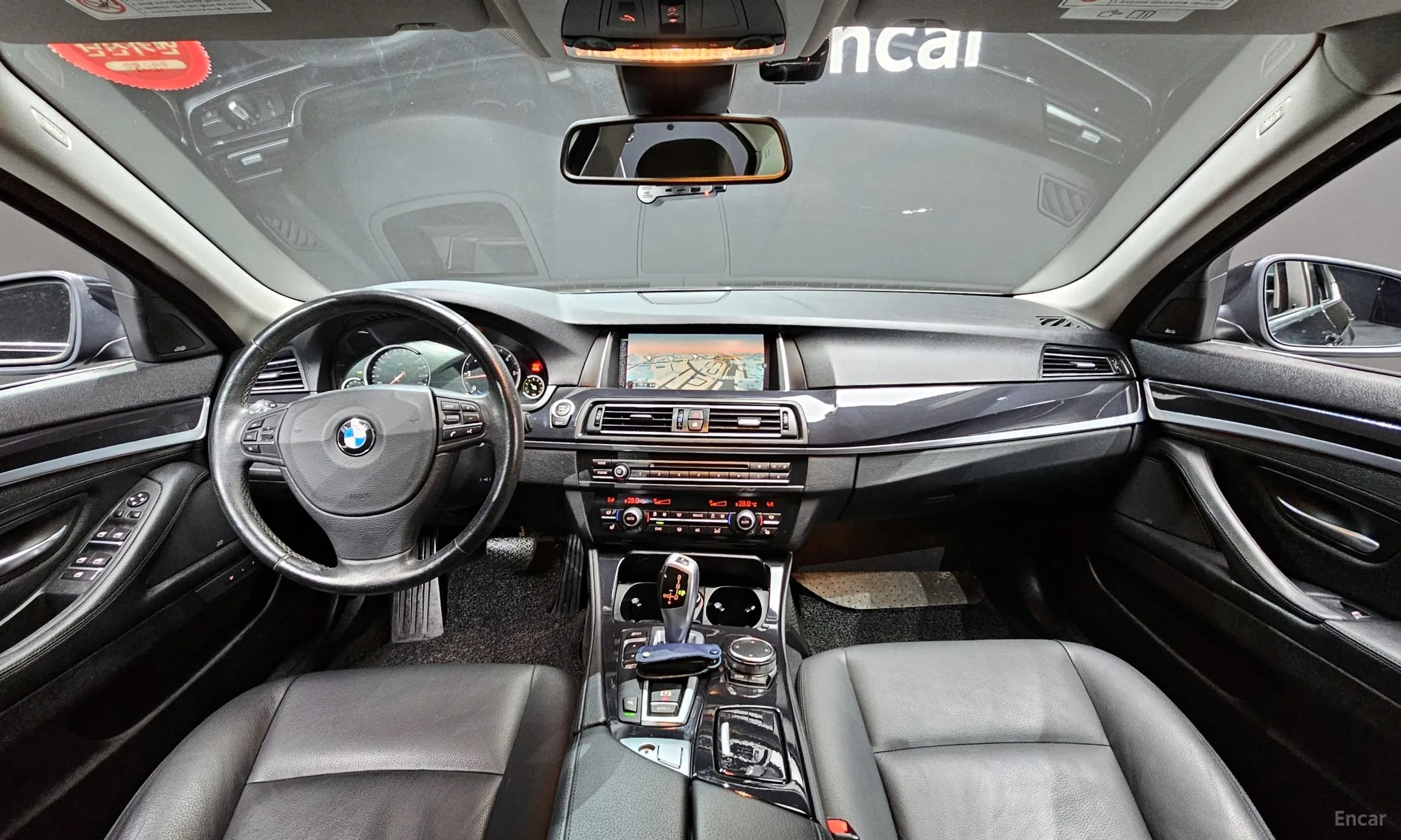 BMW 5 Series (F10) превью 4