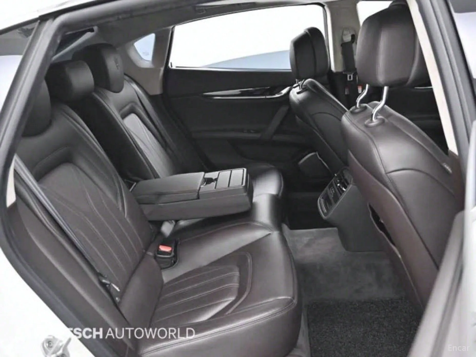 Maserati Quattroporte превью 12
