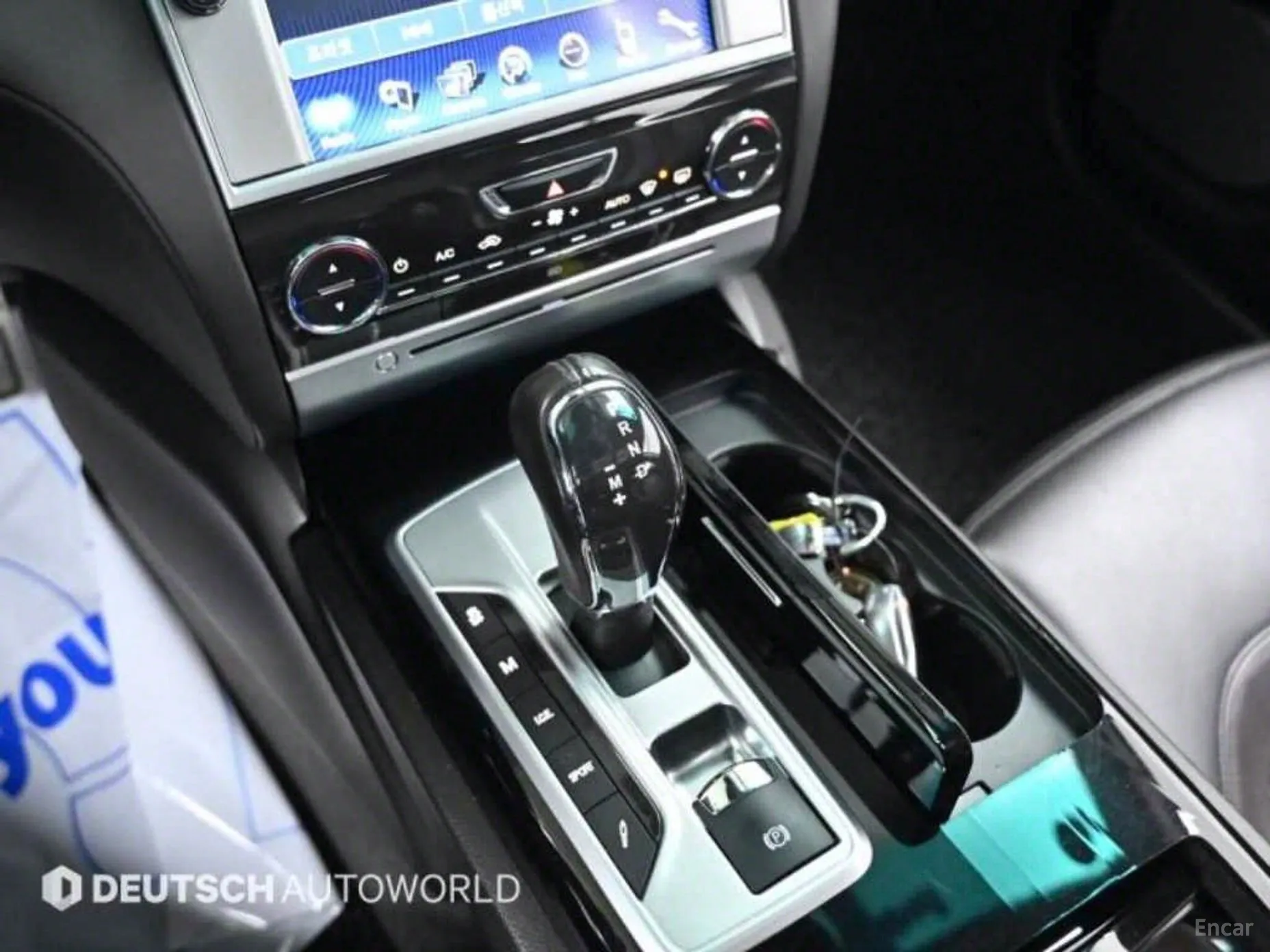 Maserati Quattroporte превью 9
