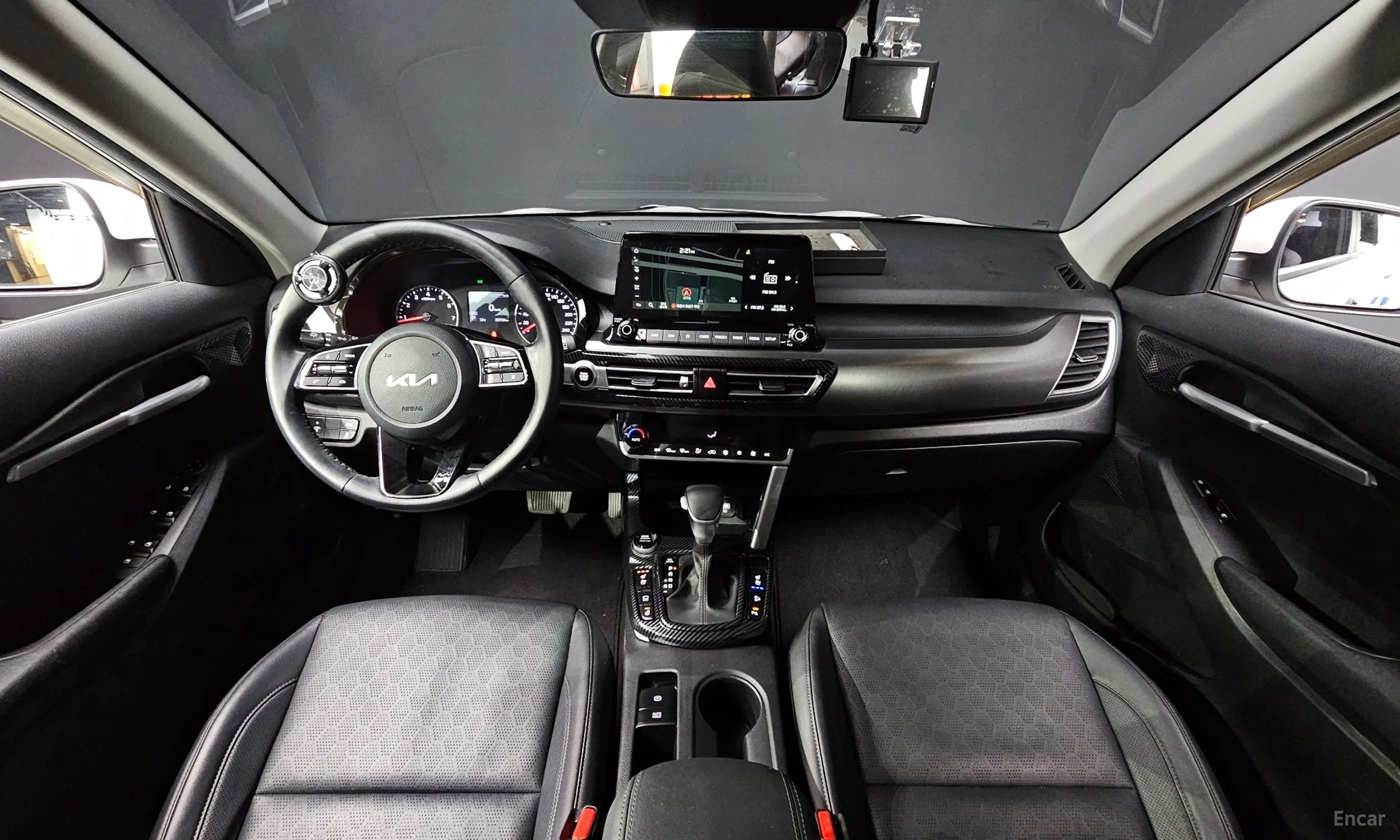 Kia Seltos превью 4