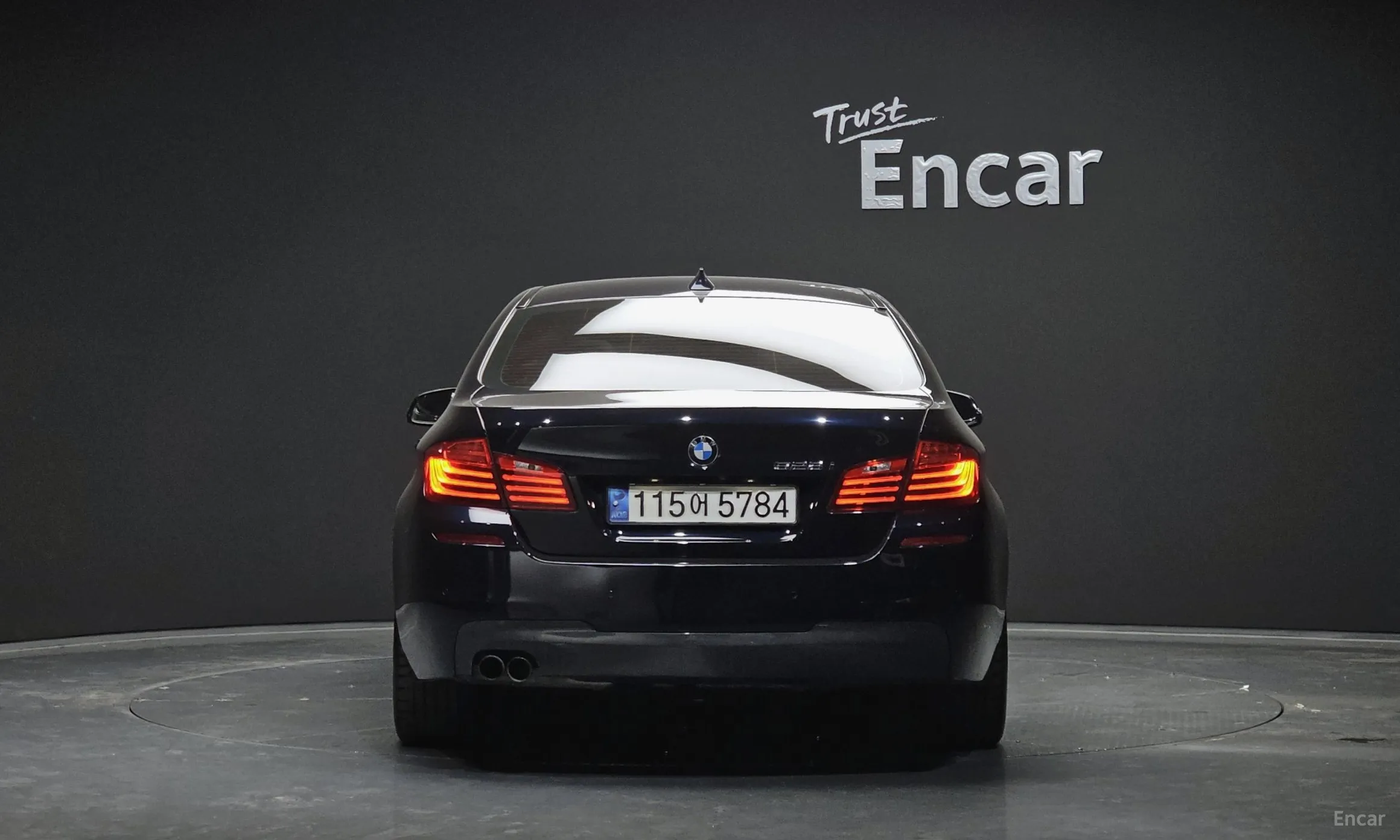 BMW 5 Series (F10) превью 3