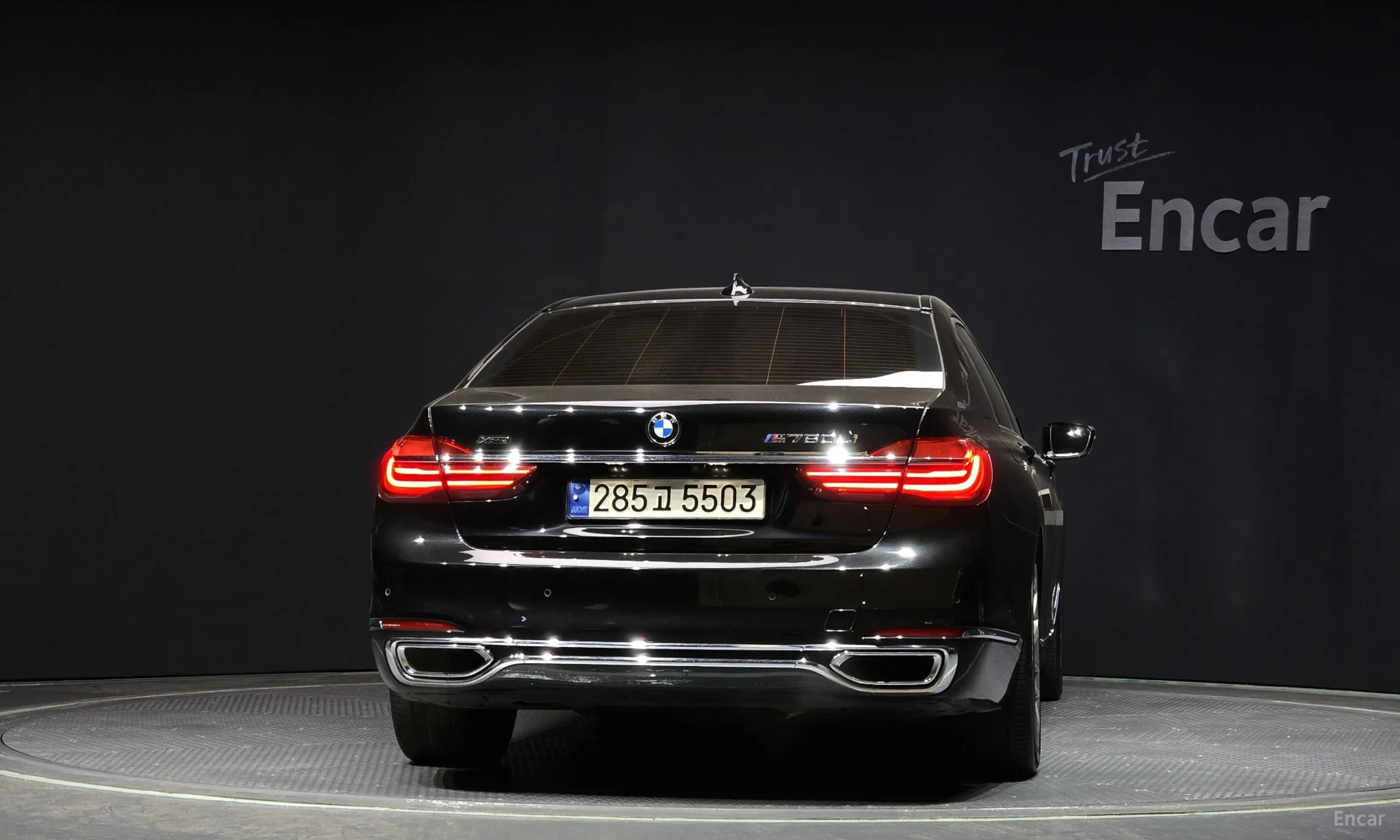 BMW 7 Series (G11) превью 3