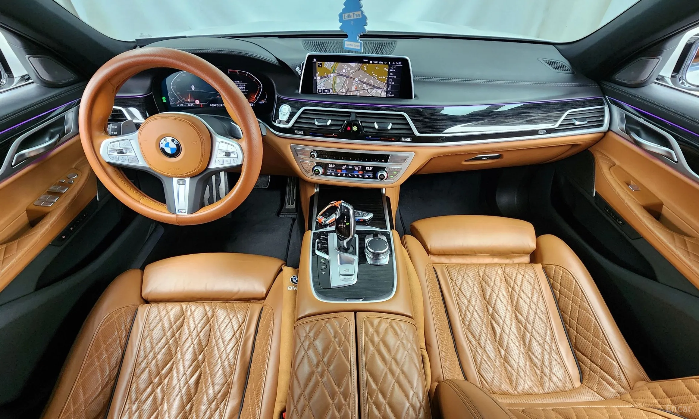 BMW 7 Series (G11) превью 4