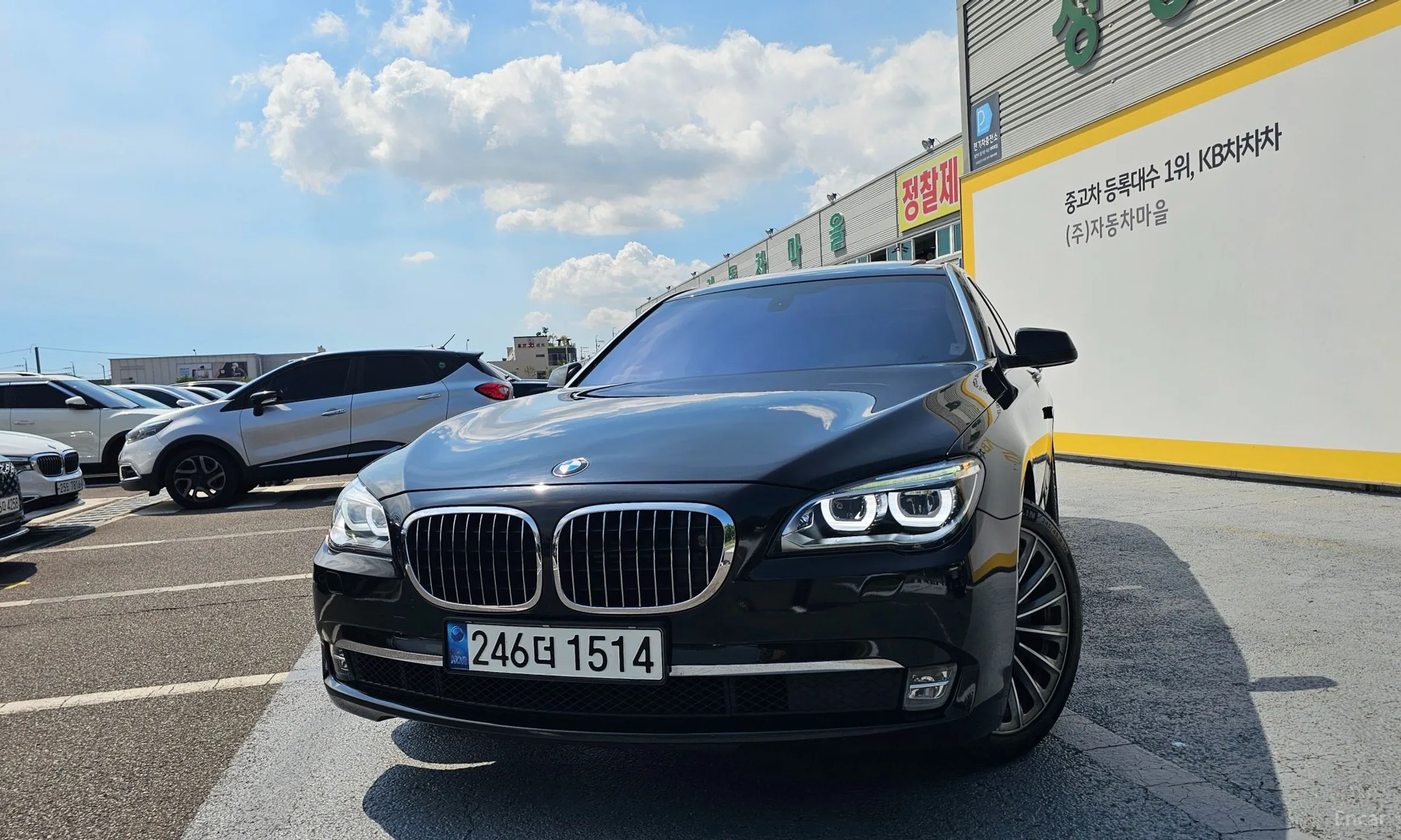 BMW 7 Series (F01)