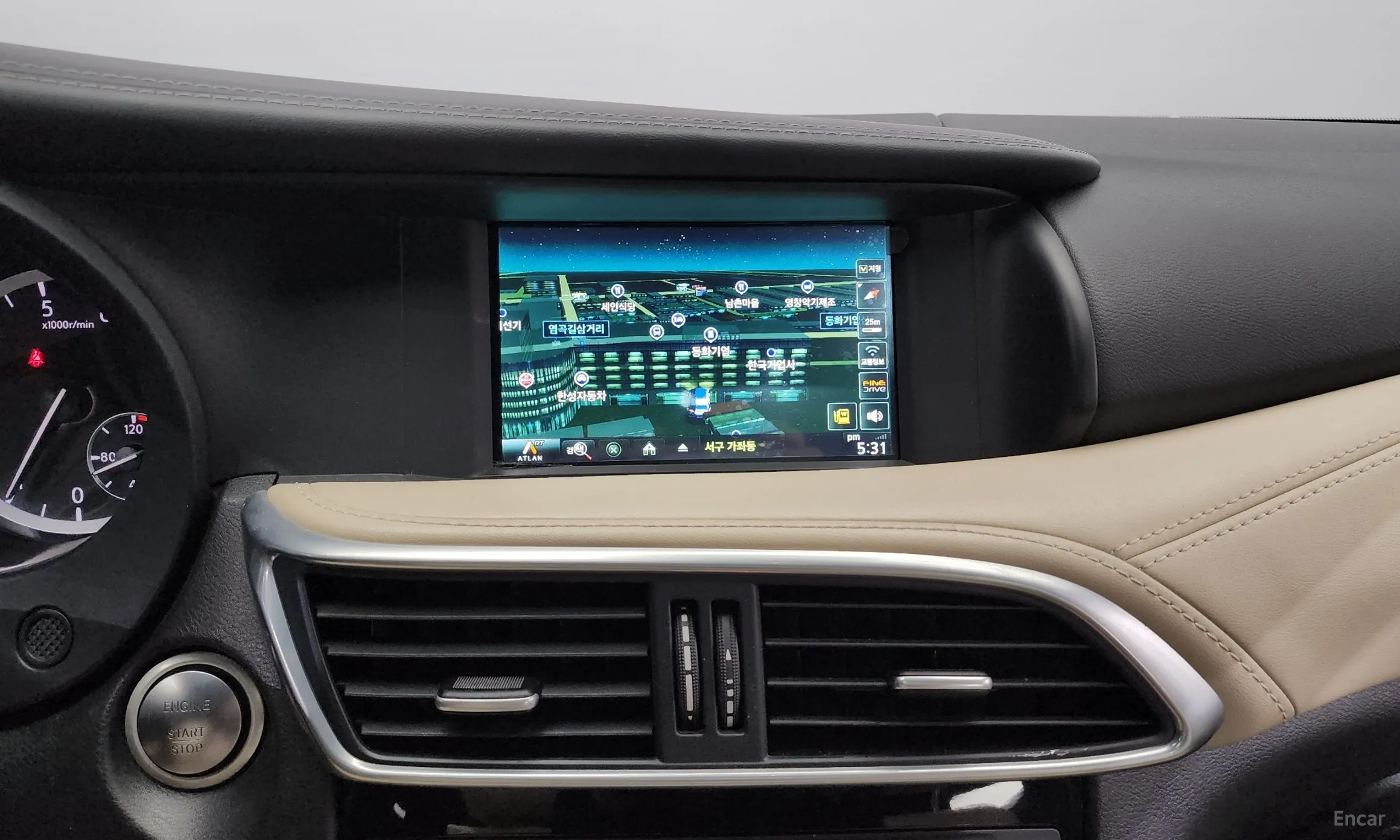 Infiniti QX30 превью 14