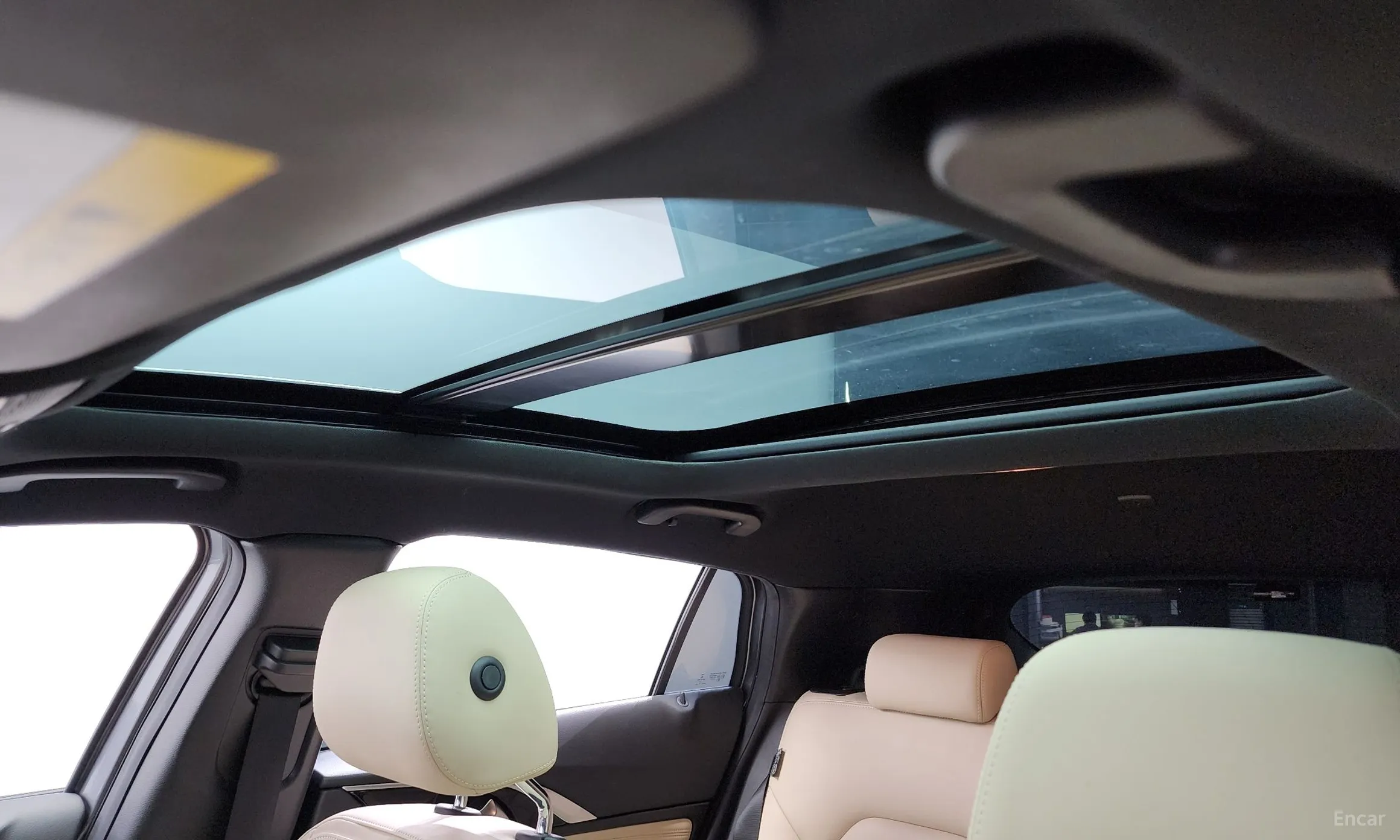 Infiniti QX30 превью 17