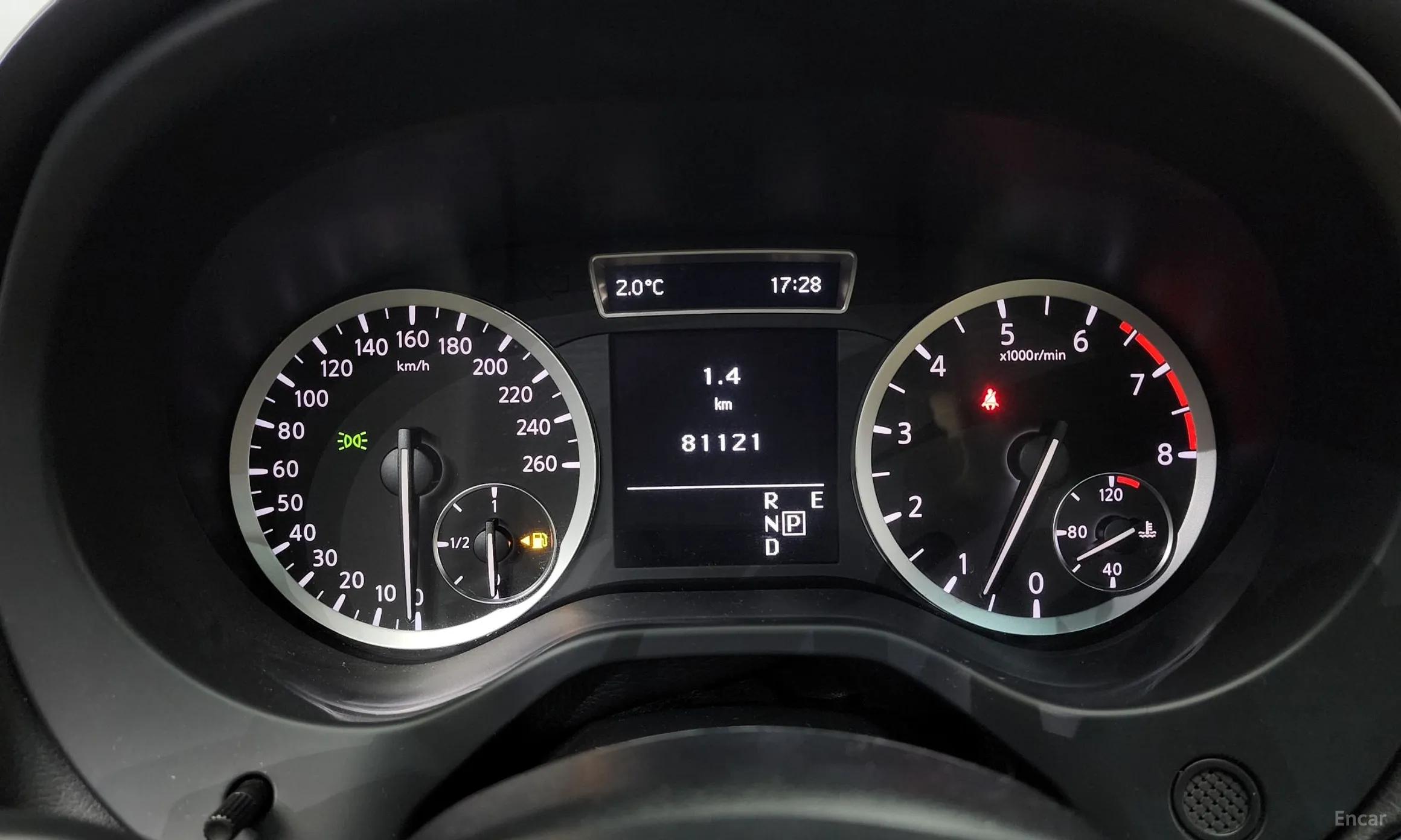 Infiniti QX30 превью 8