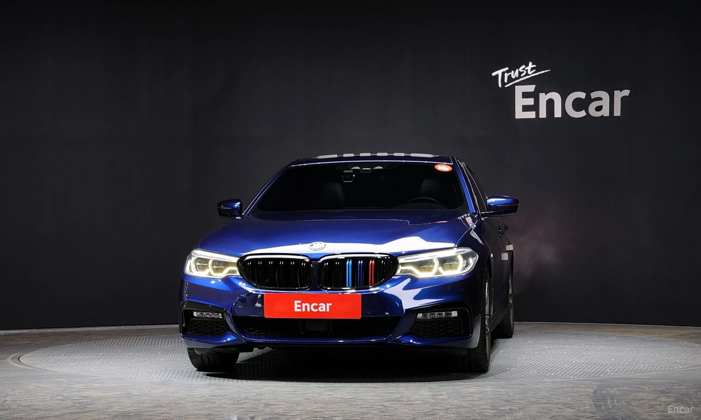 BMW 5 Series (G30) превью 2