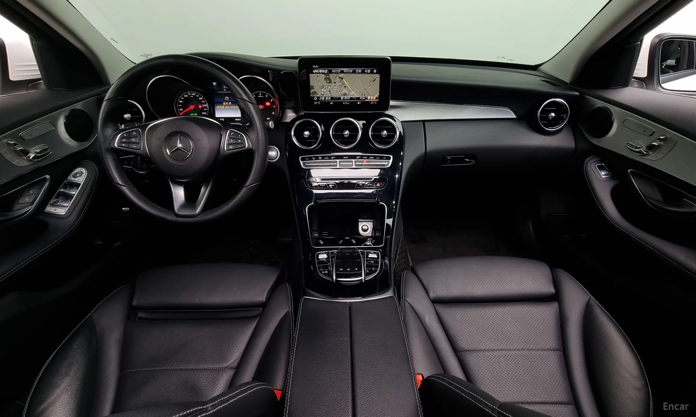 Mercedes Benz C-Class W205 превью 4