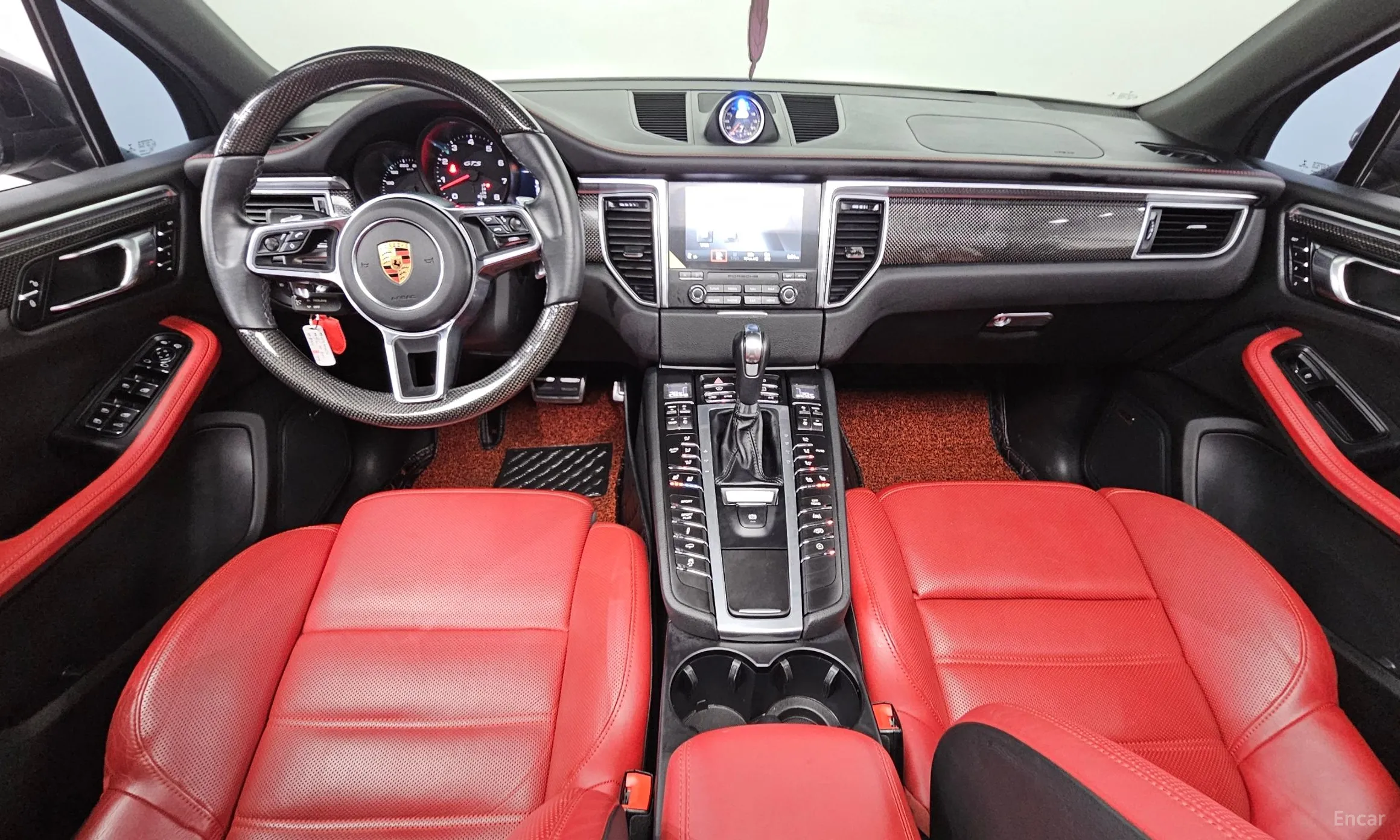Porsche Macan превью 4