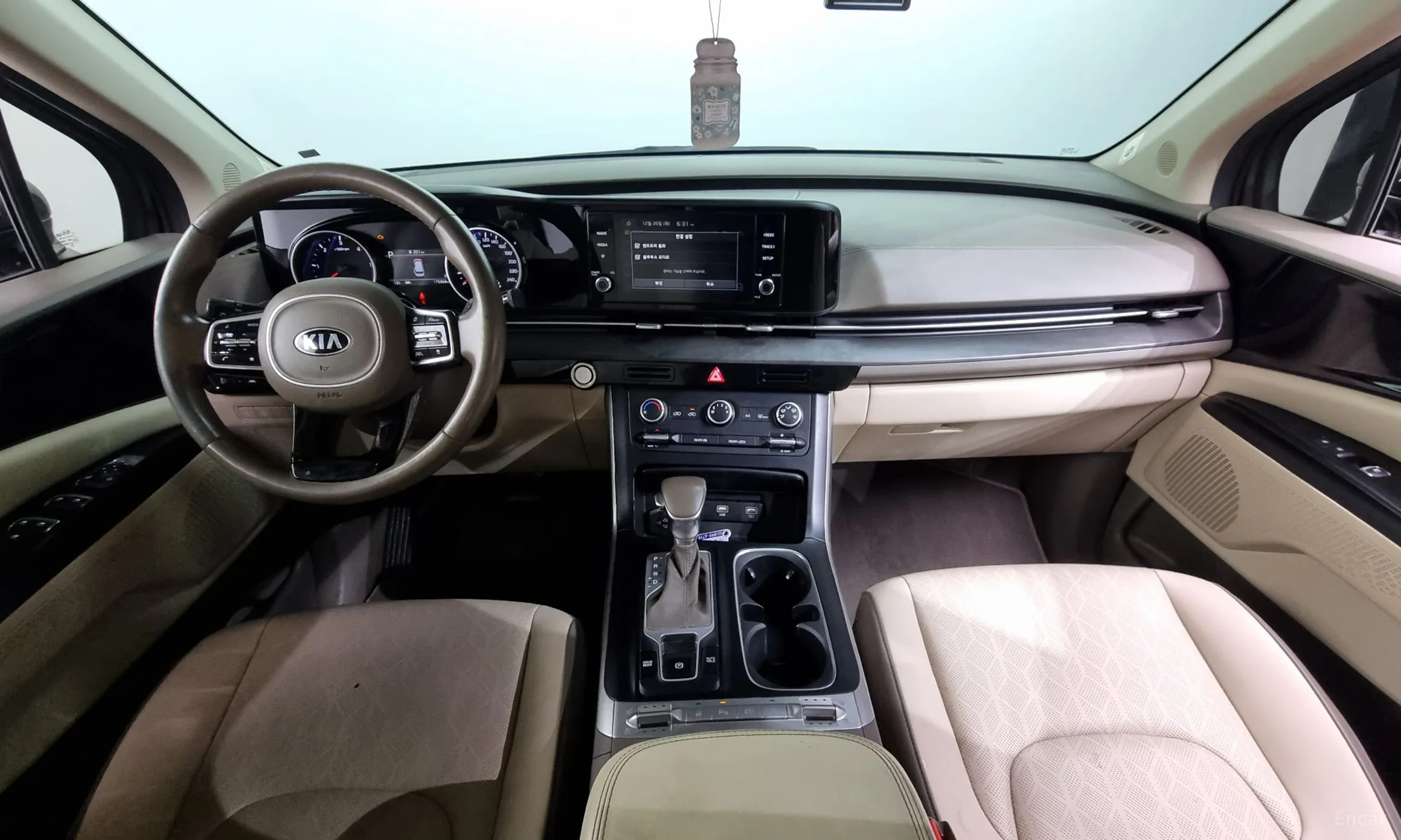 Kia Carnival Gen 4 превью 4
