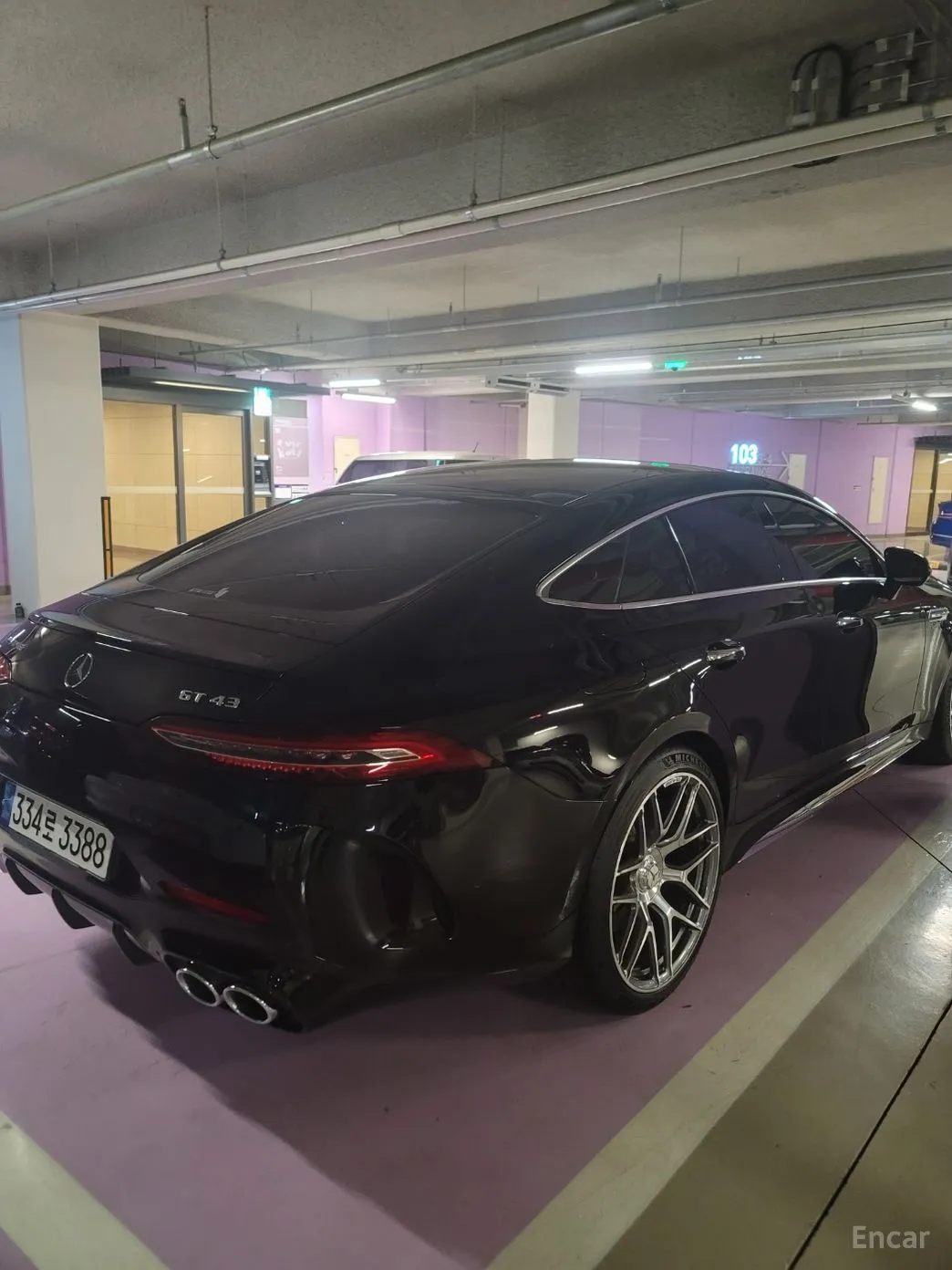 Mercedes Benz AMG GT превью 3
