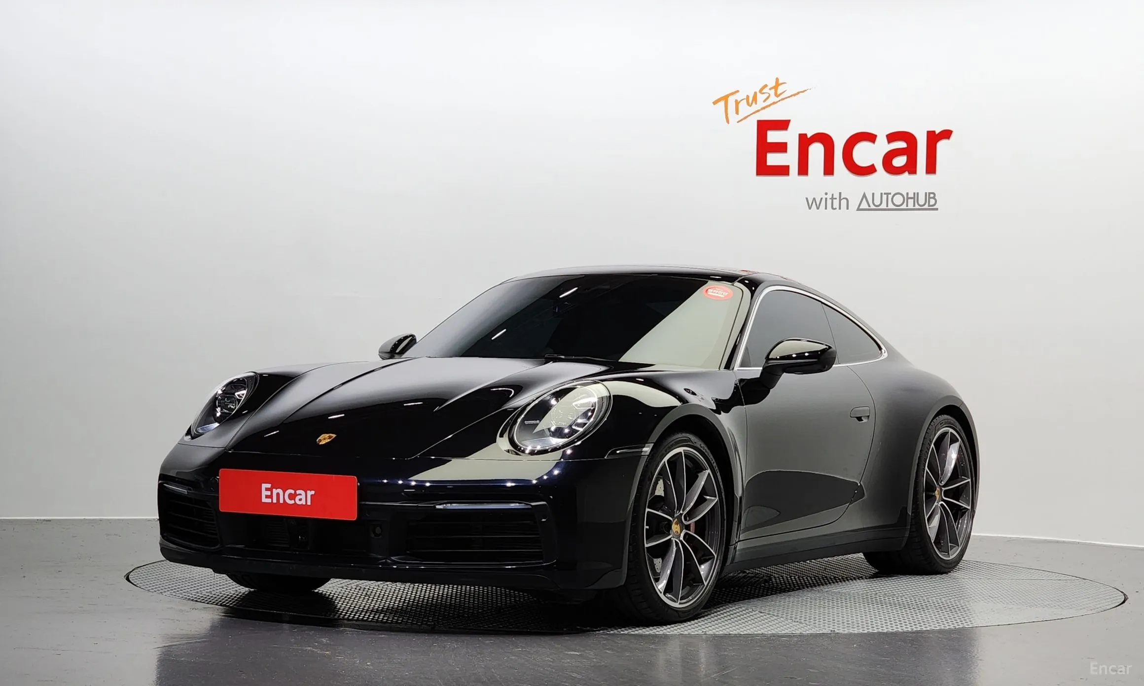 911 (992)