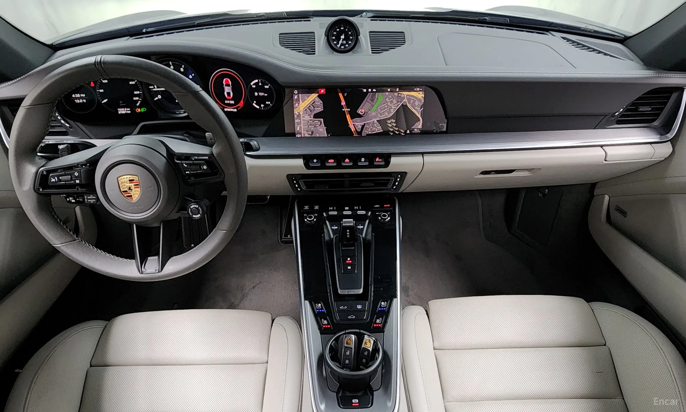 Porsche 911 (992) превью 4