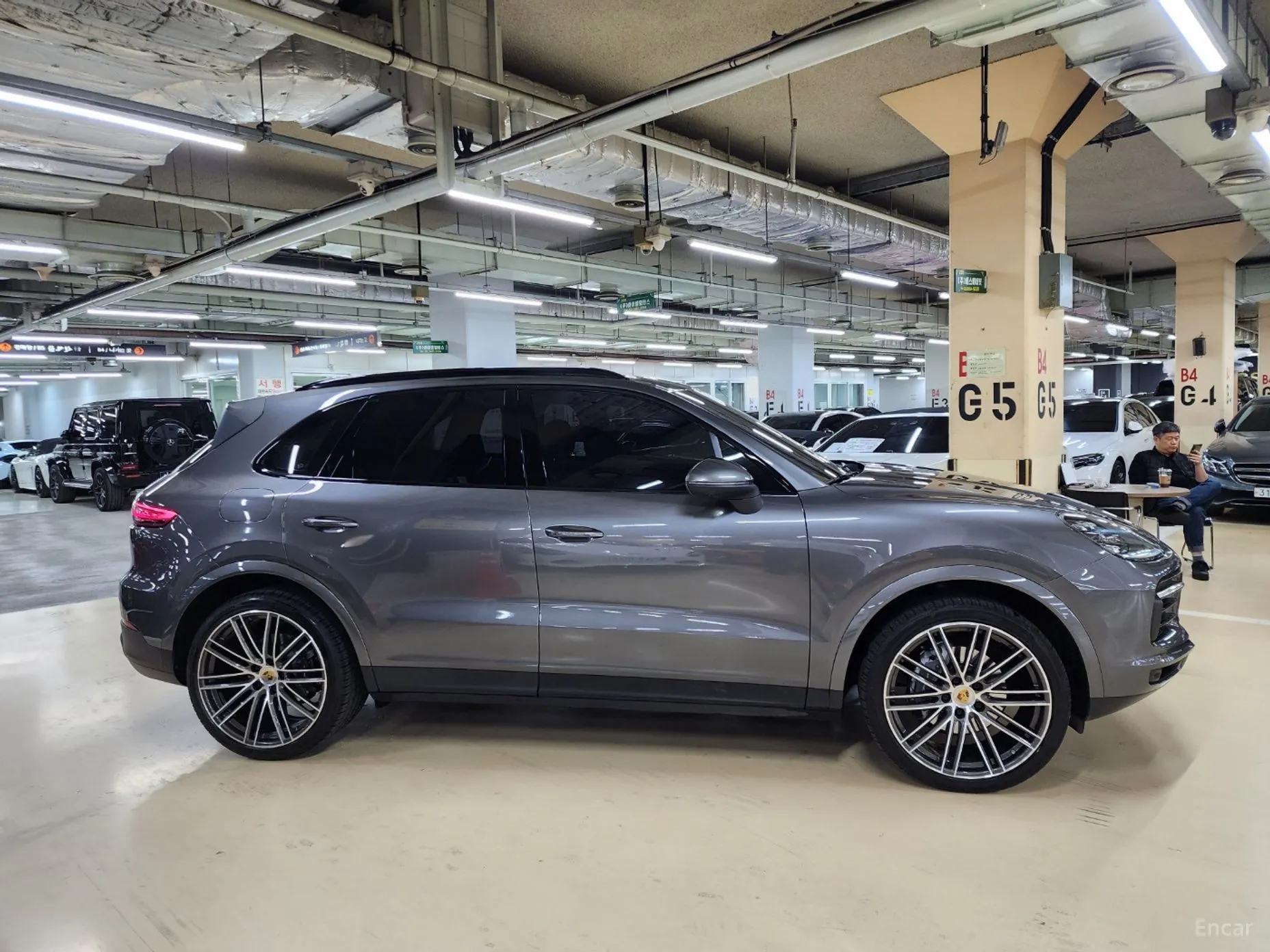 Porsche Cayenne (PO536) превью 2