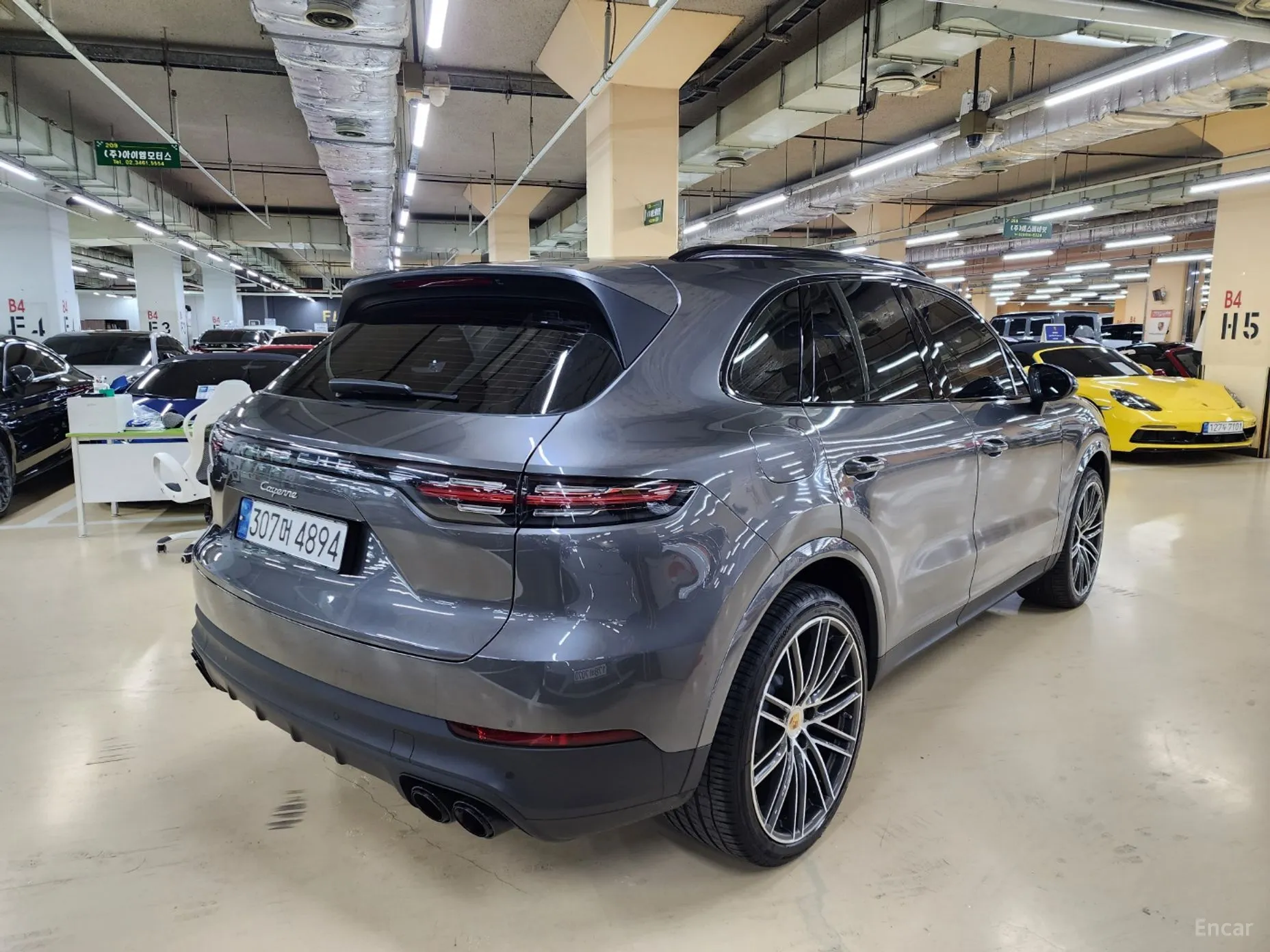 Porsche Cayenne (PO536) превью 3