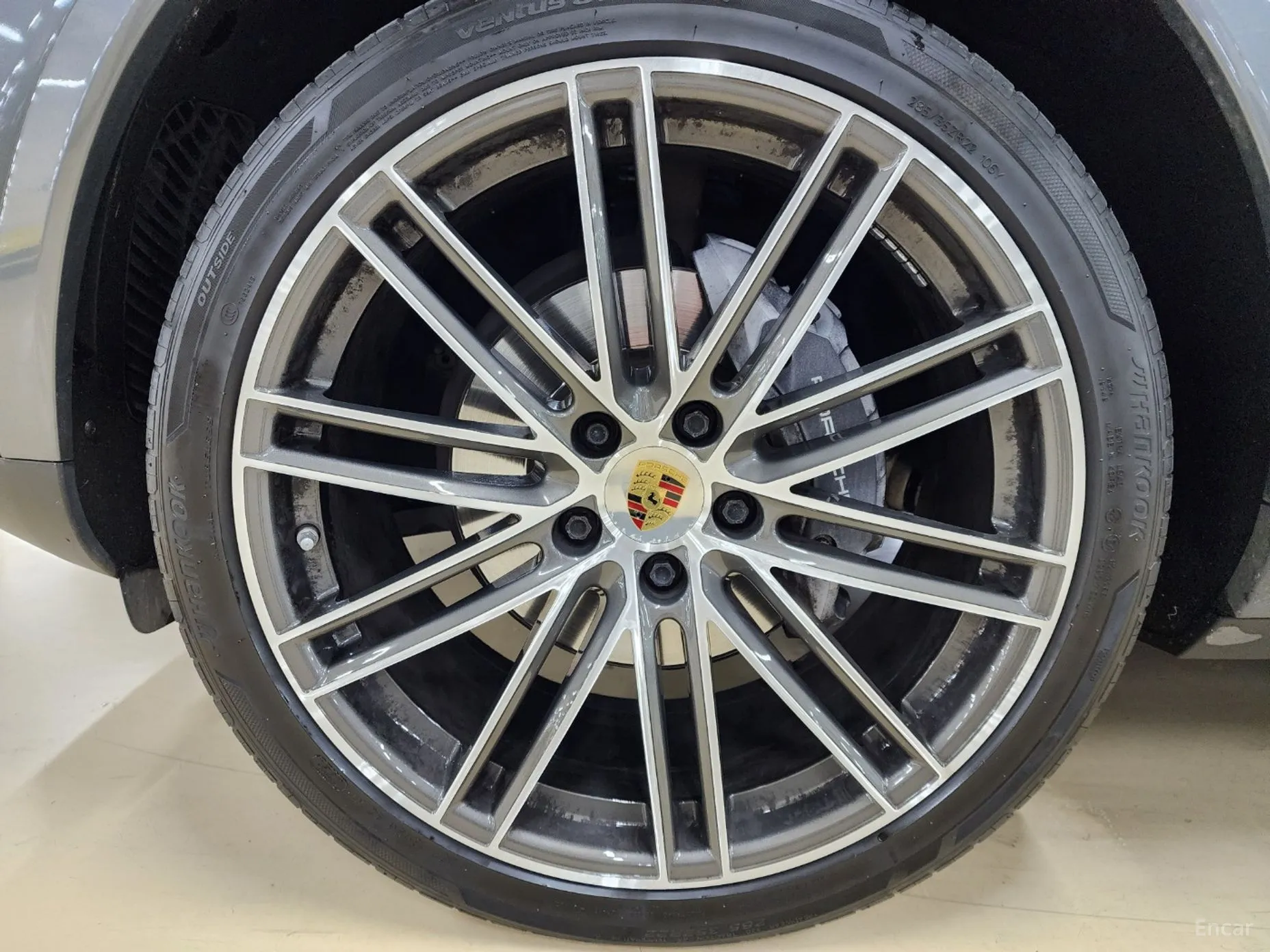 Porsche Cayenne (PO536) превью 4