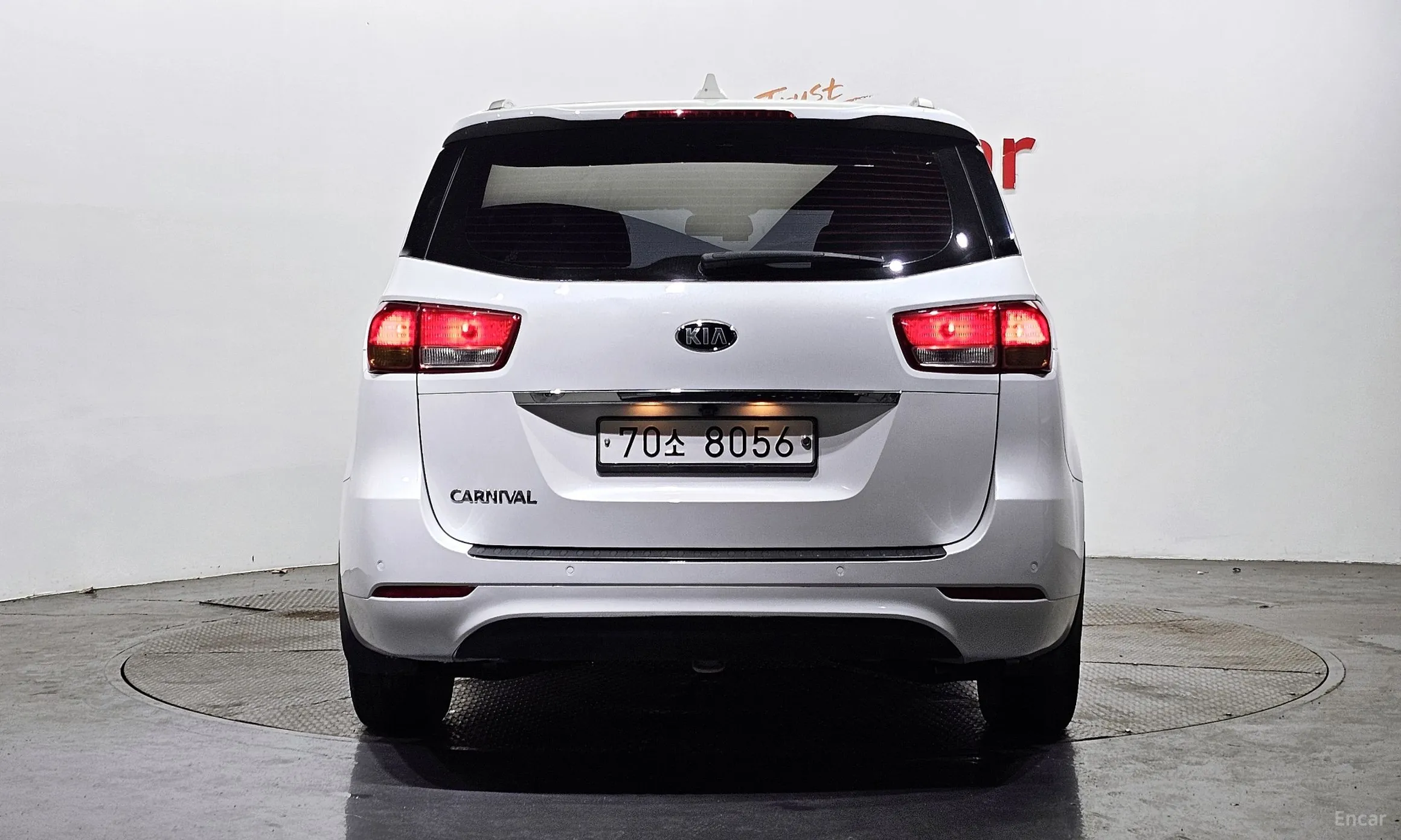 Kia Carnival превью 3