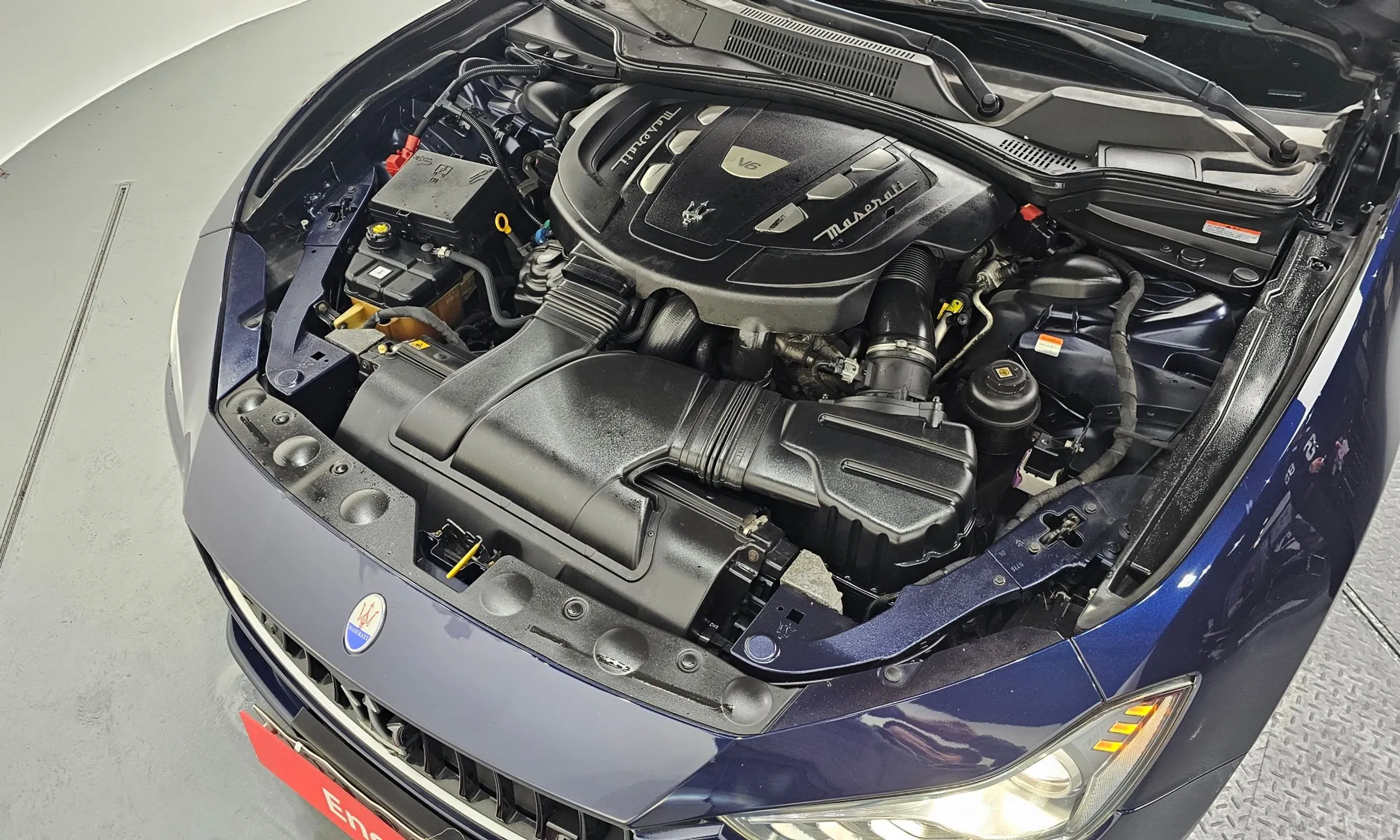 Maserati Ghibli превью 6