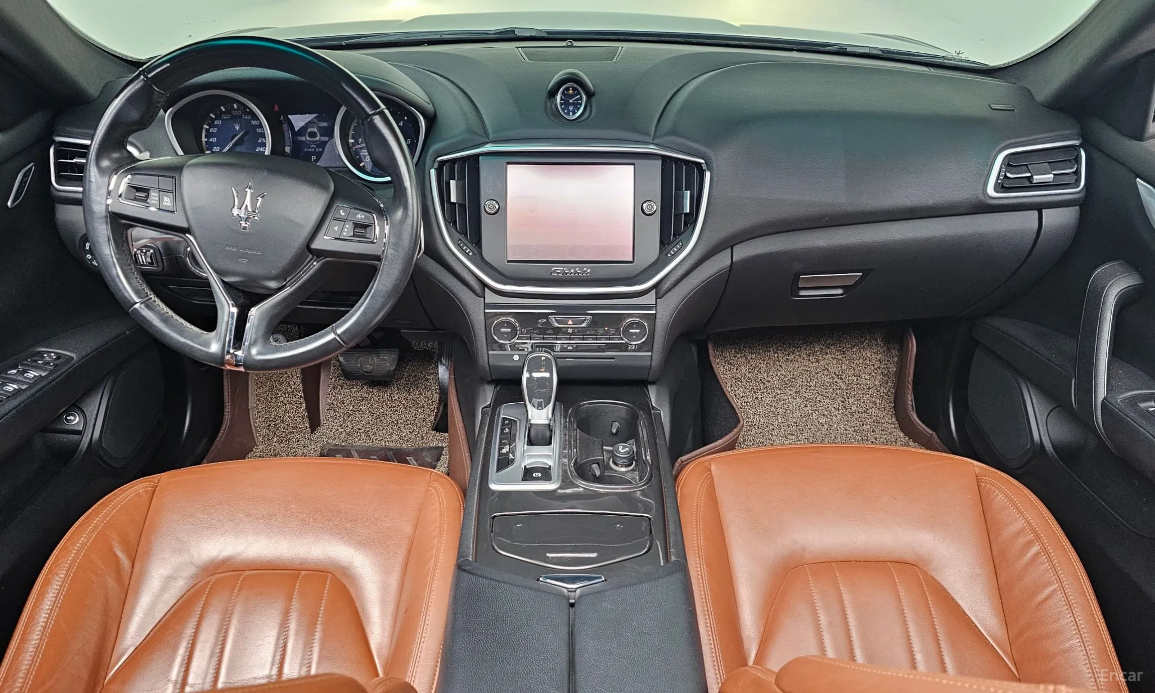 Maserati Ghibli превью 7