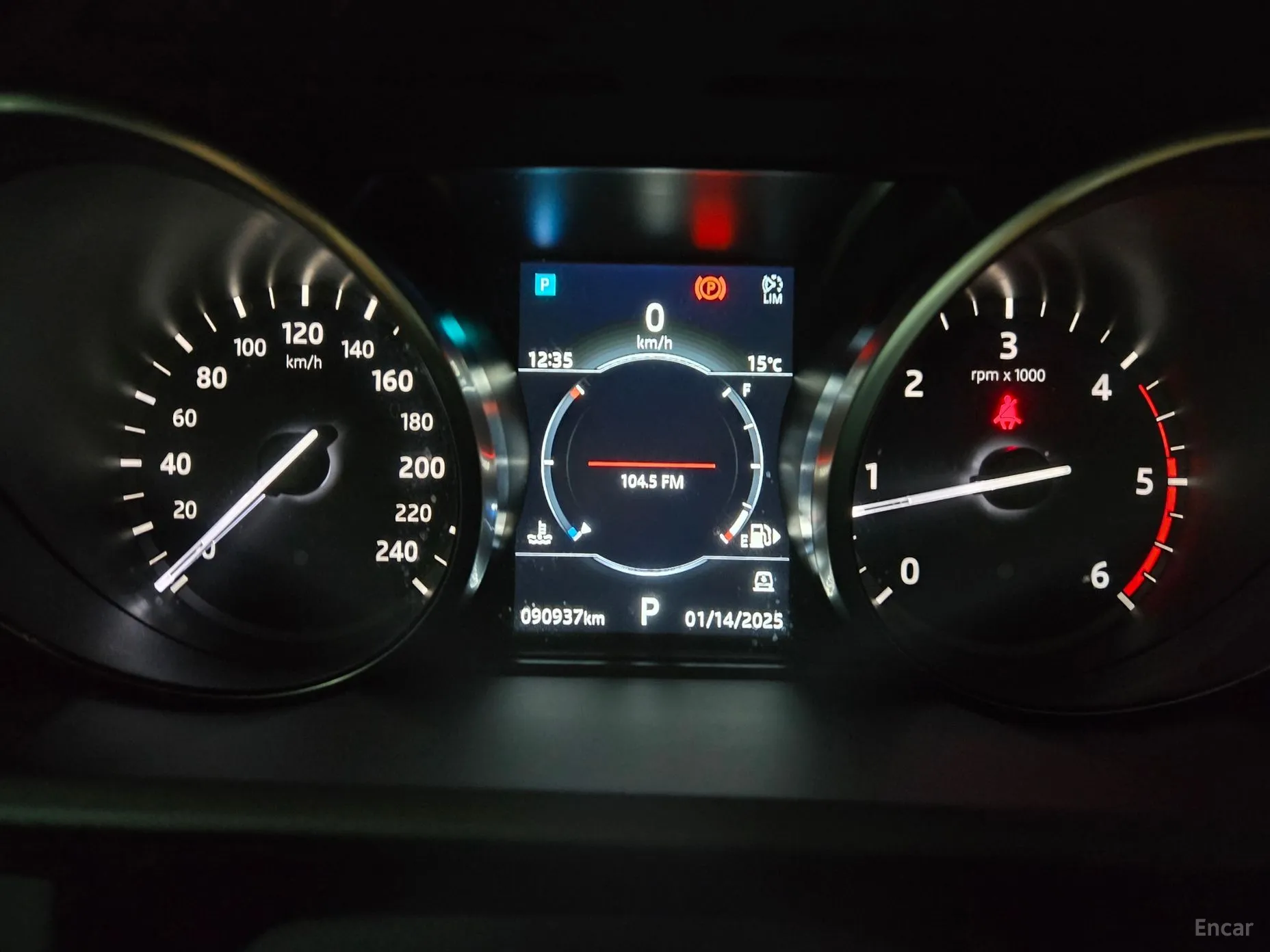 Land Rover Discovery 5 превью 8