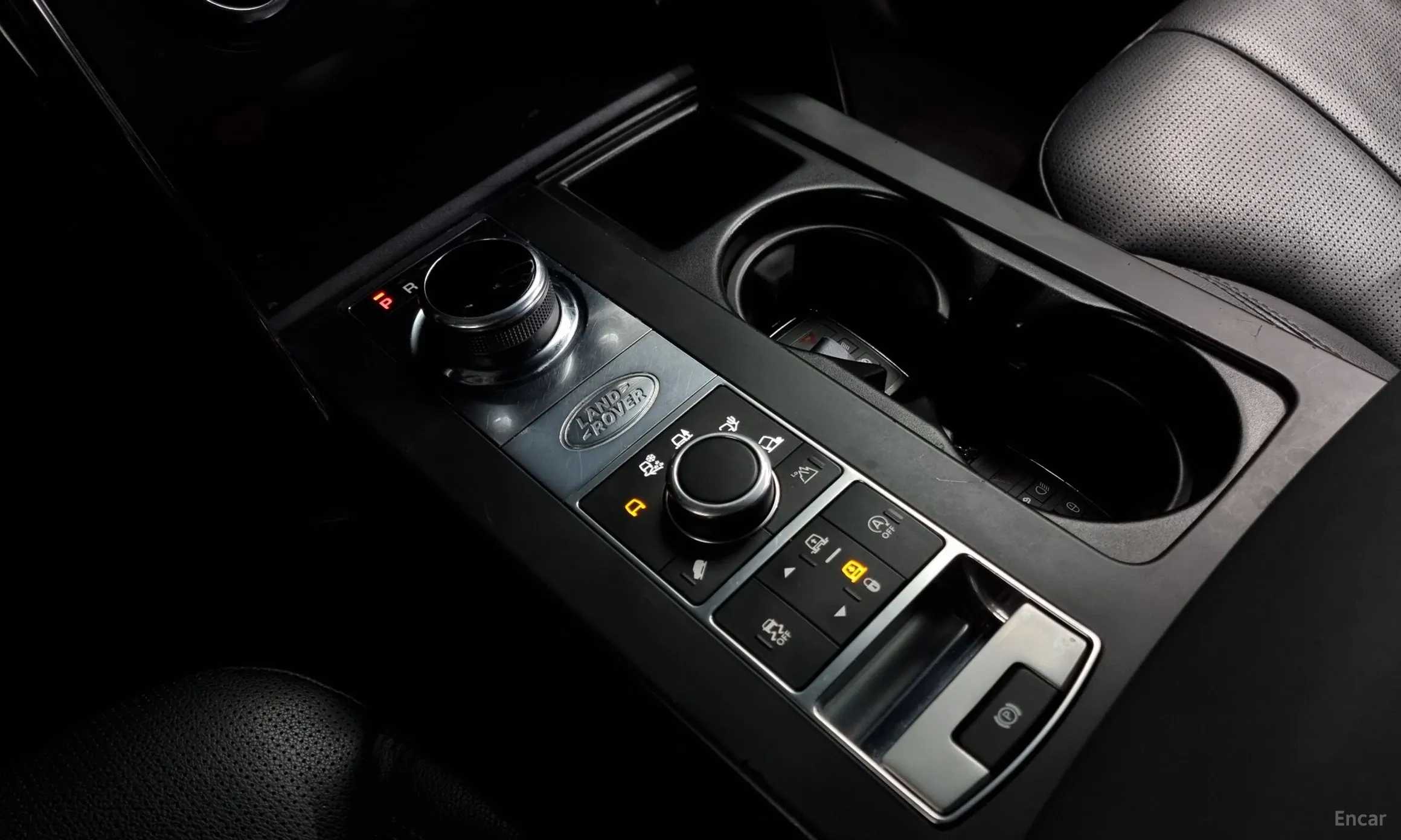 Land Rover Discovery 5 превью 9