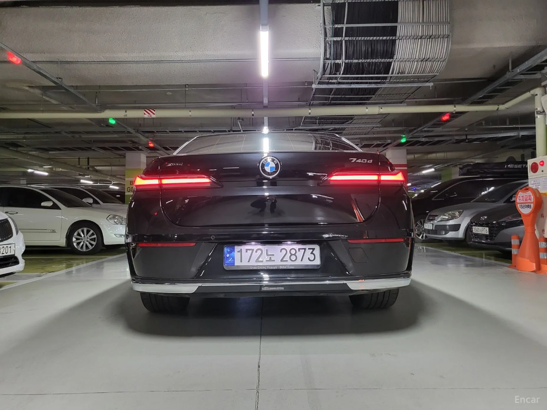 BMW 7 Series (G70) превью 4