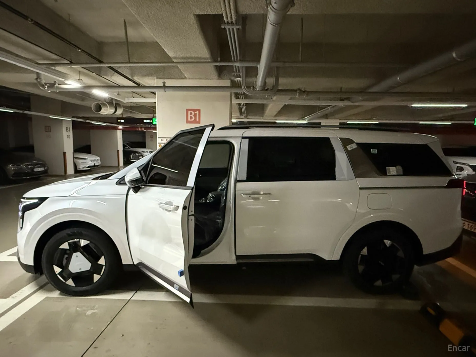 Kia Carnival 4th Generation превью 2