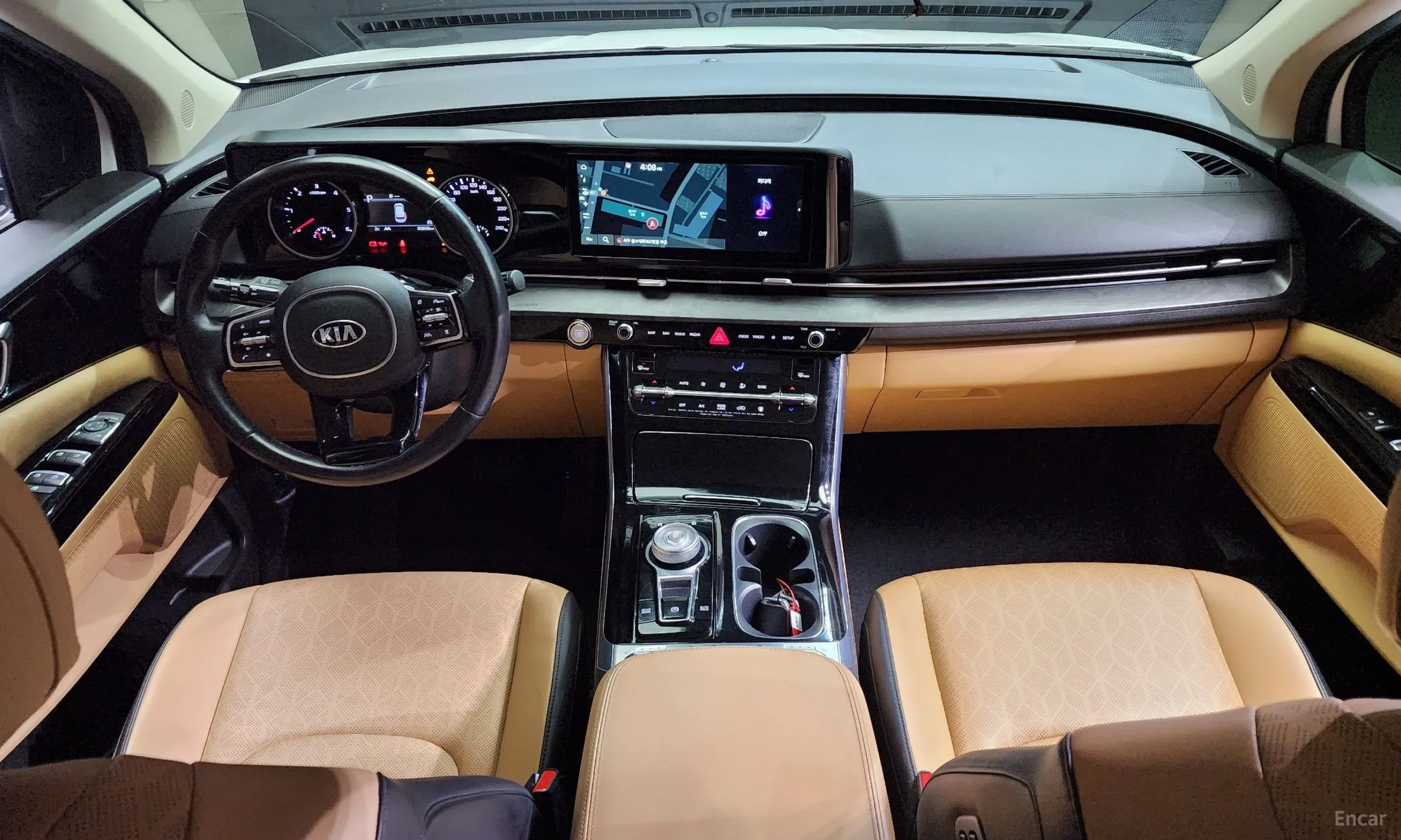 Kia Carnival Gen 4 превью 4