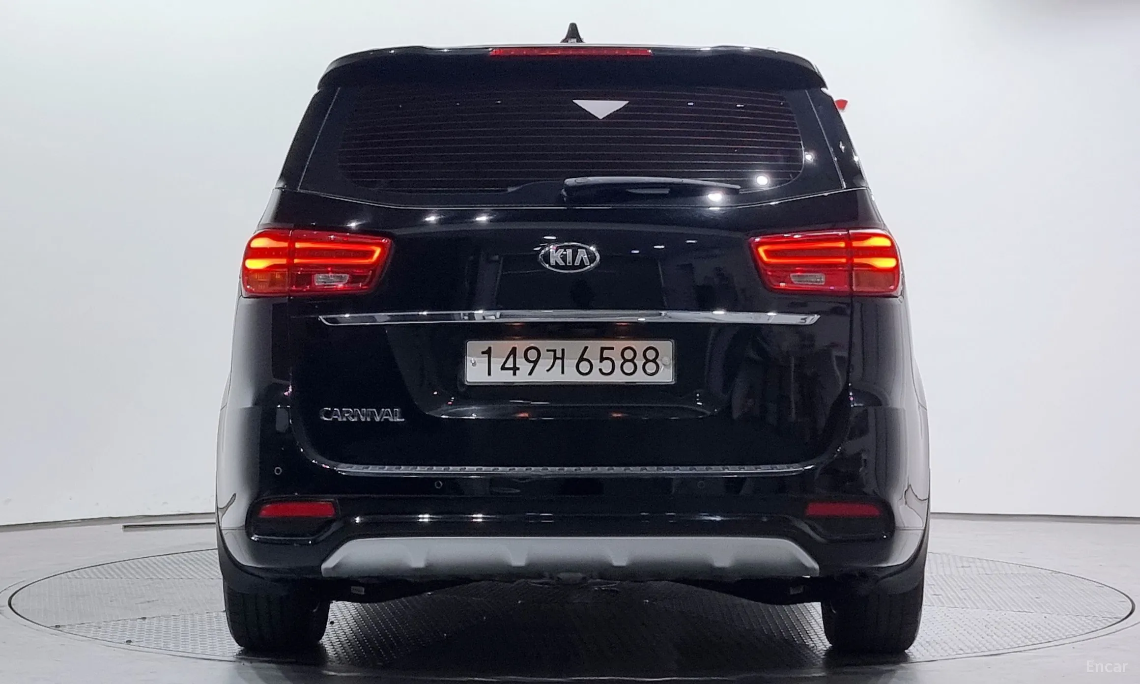 Kia Carnival превью 3