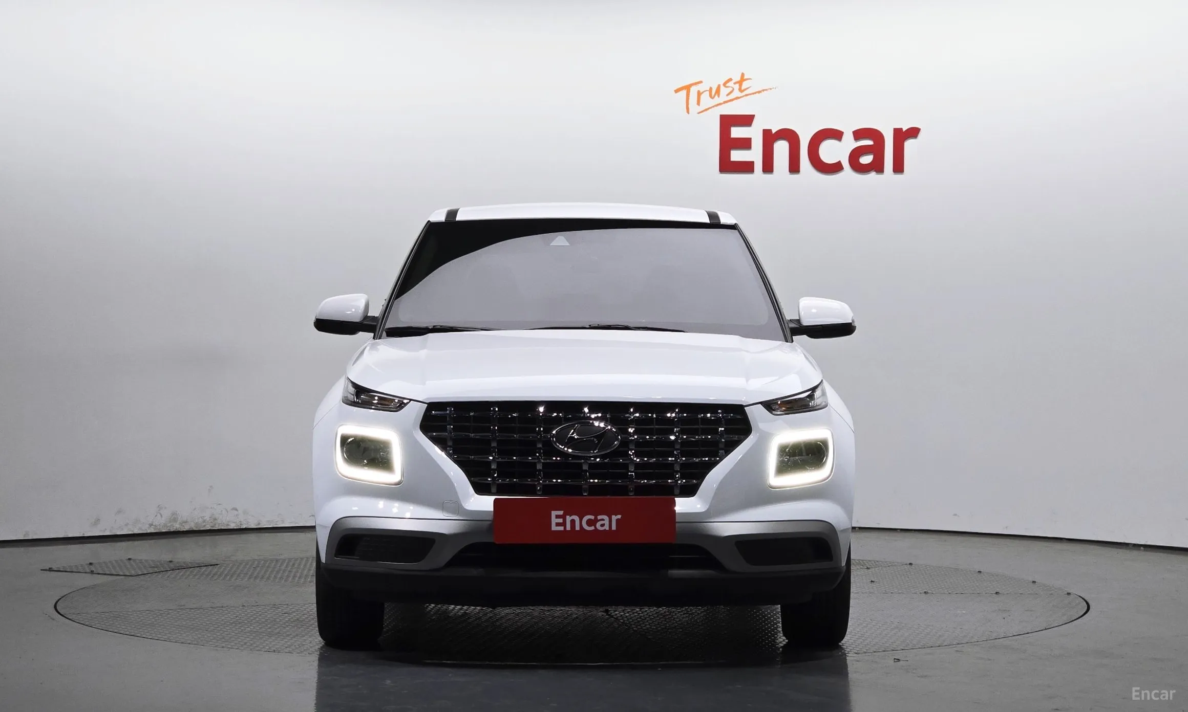 Hyundai Venue превью 2