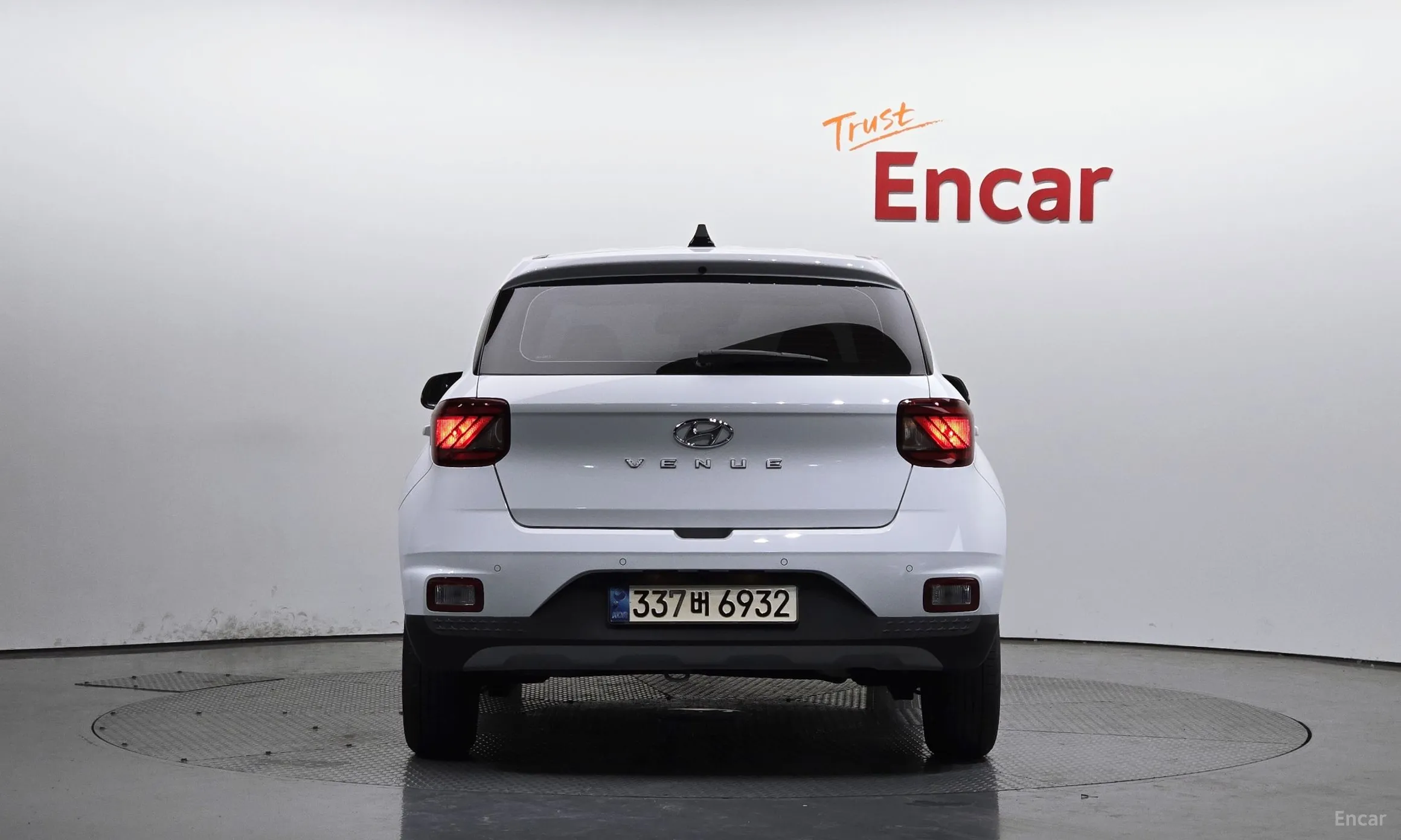 Hyundai Venue превью 3