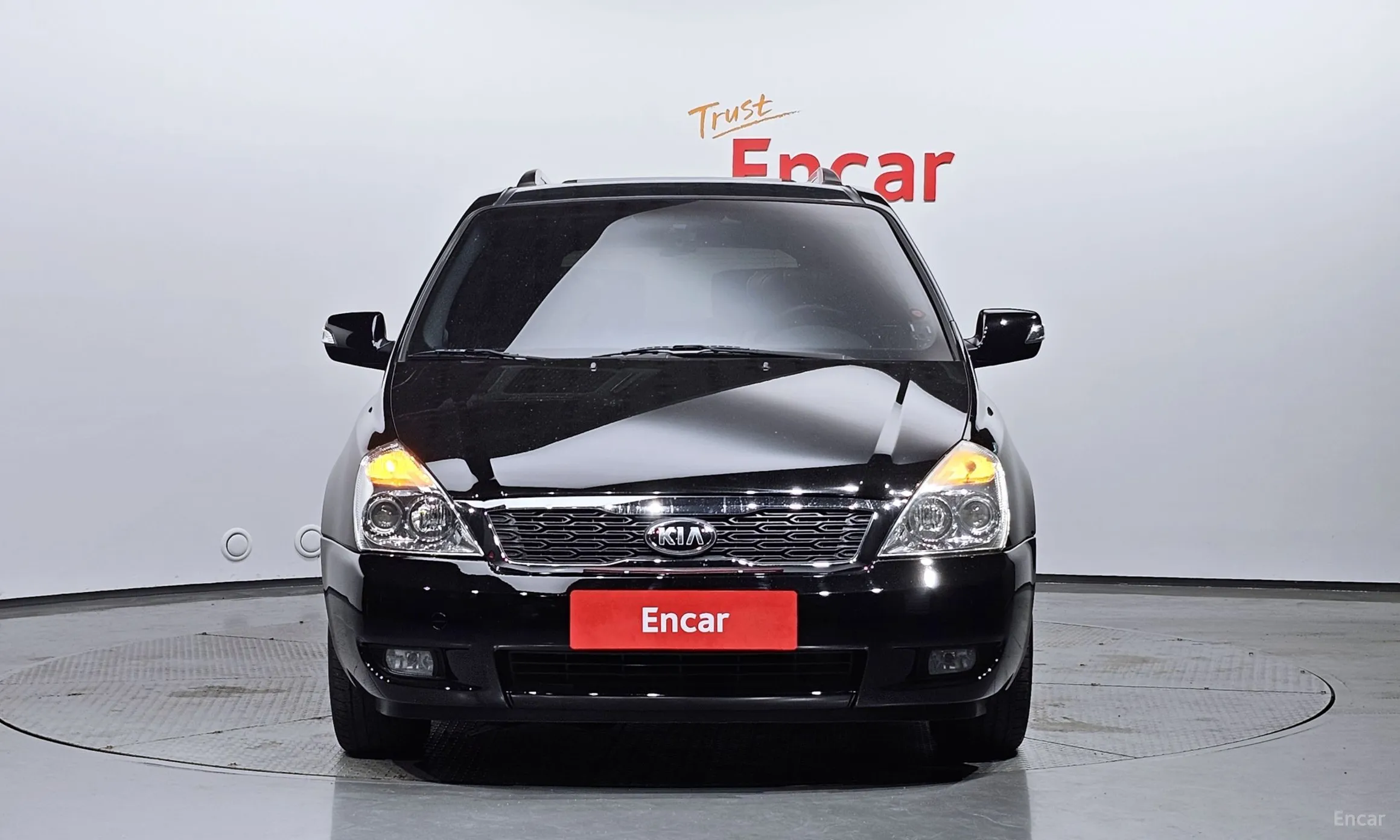 Kia Carnival R превью 2