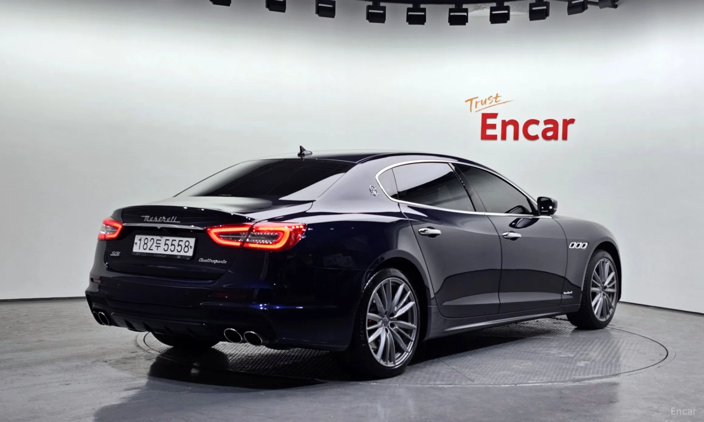Maserati Quattroporte