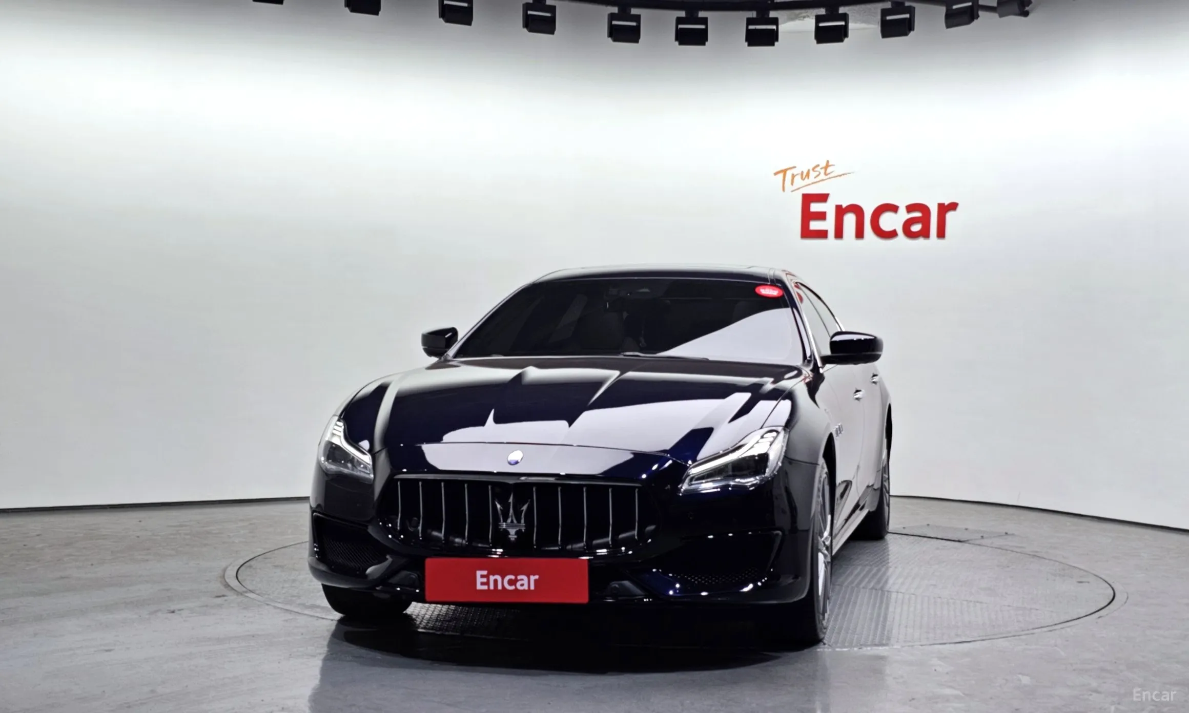 Maserati Quattroporte превью 3