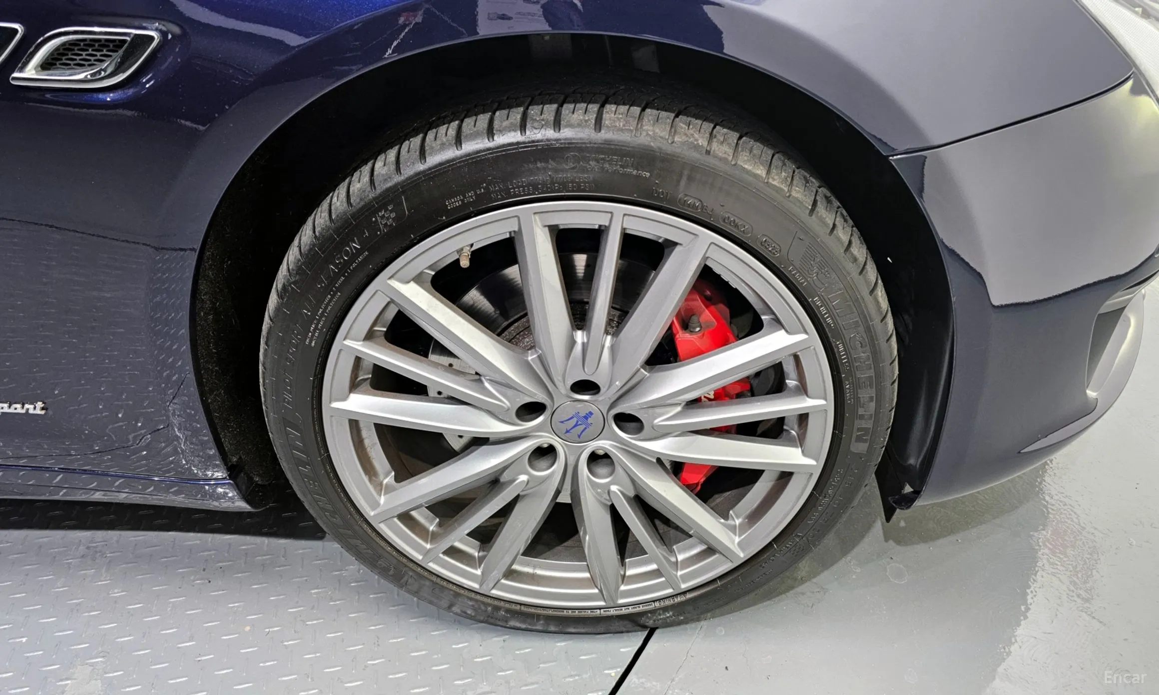 Maserati Quattroporte превью 5