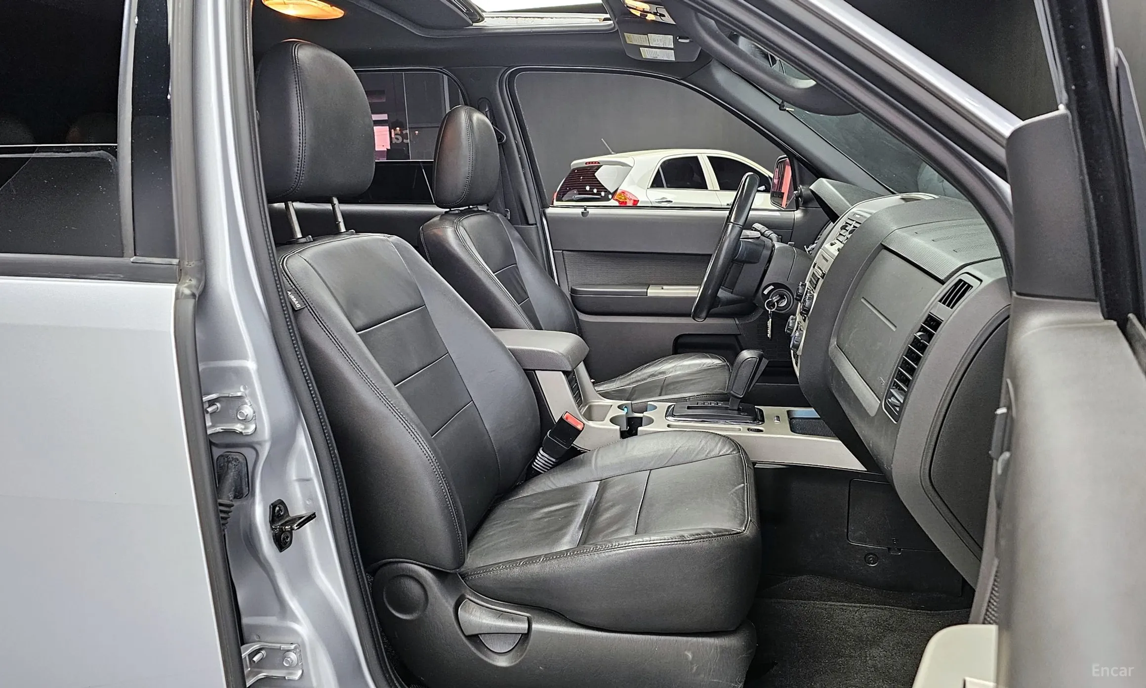 Ford Escape превью 10