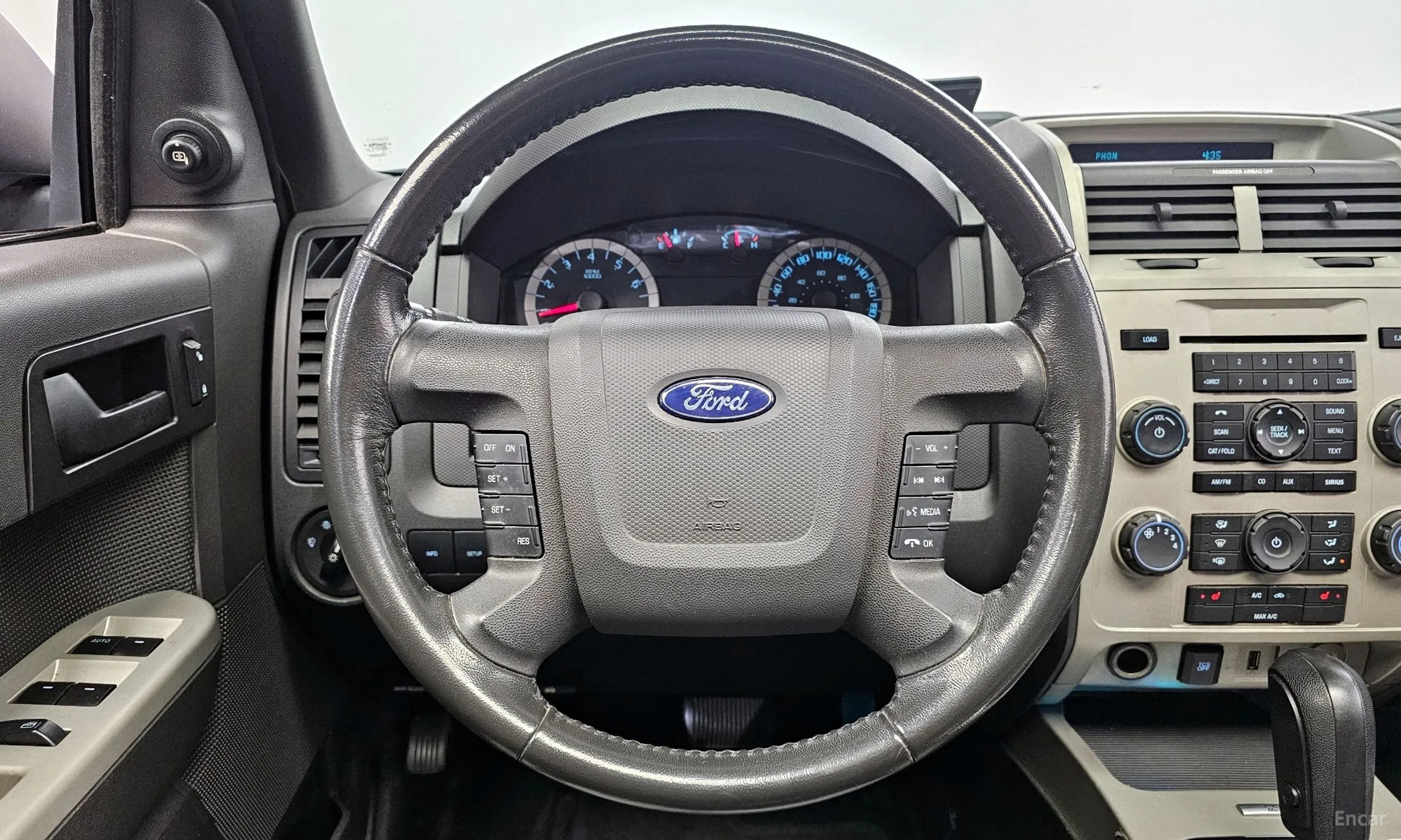 Ford Escape превью 13