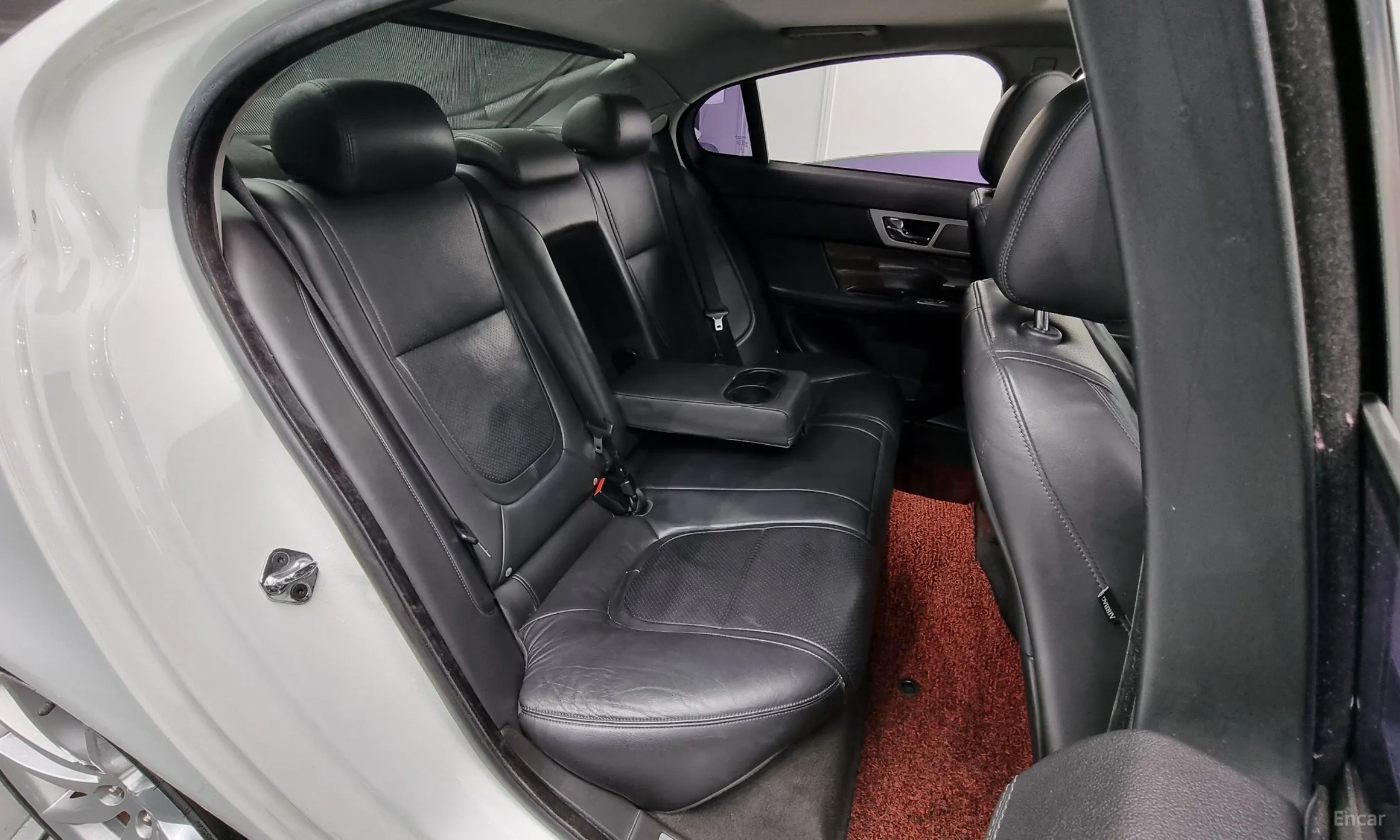 Jaguar New XF превью 19