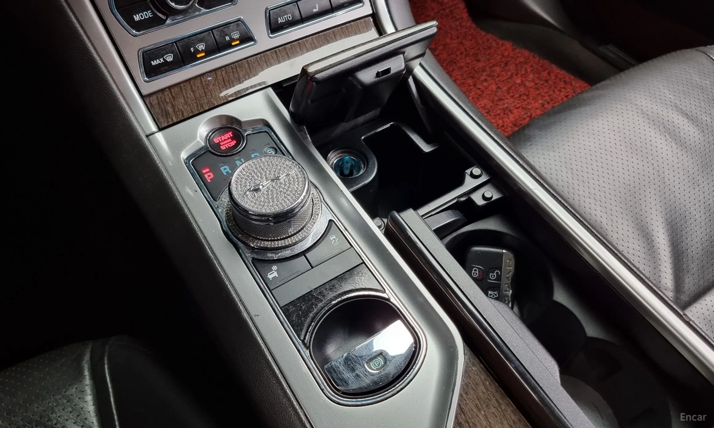 Jaguar New XF превью 9