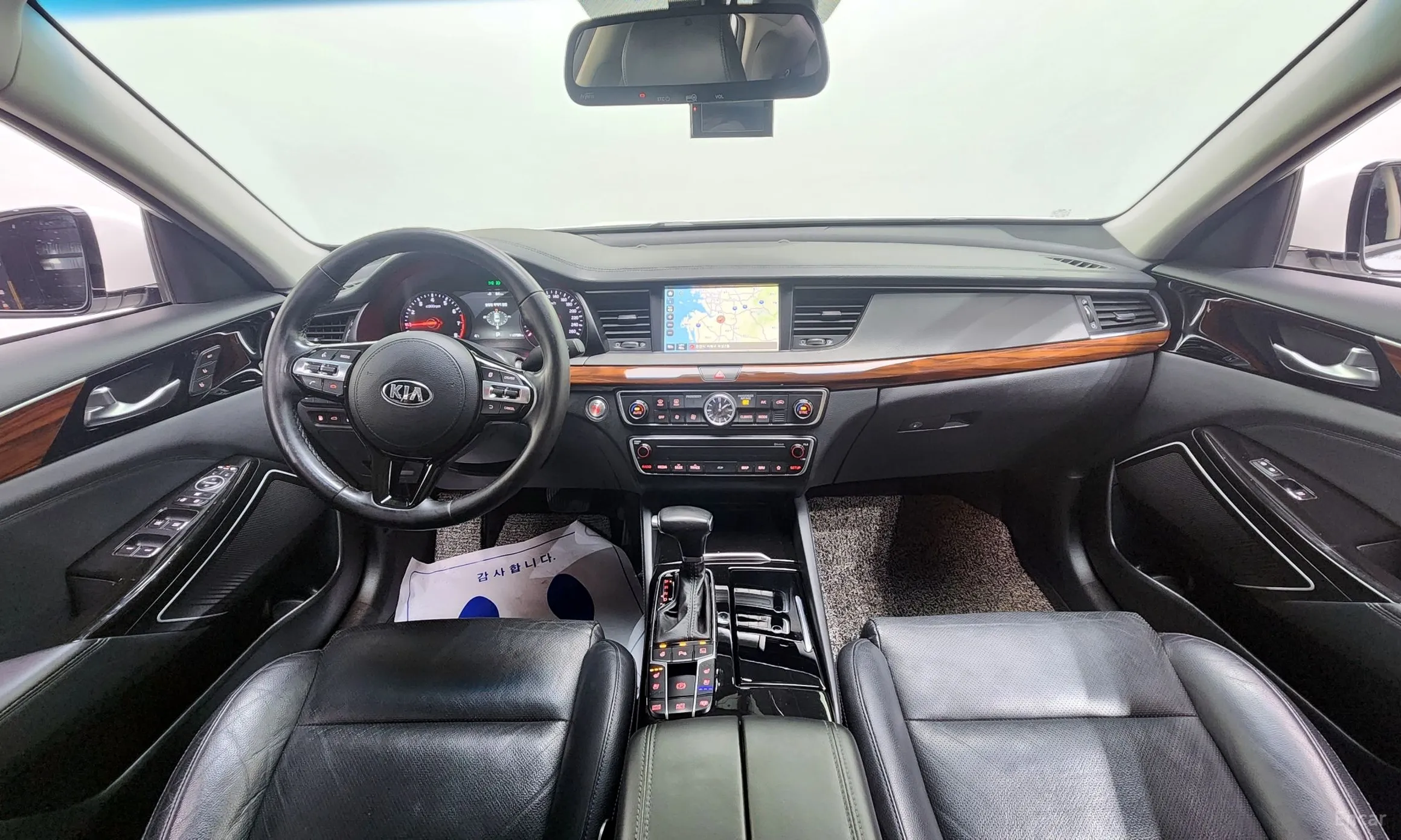 Kia K7 превью 4