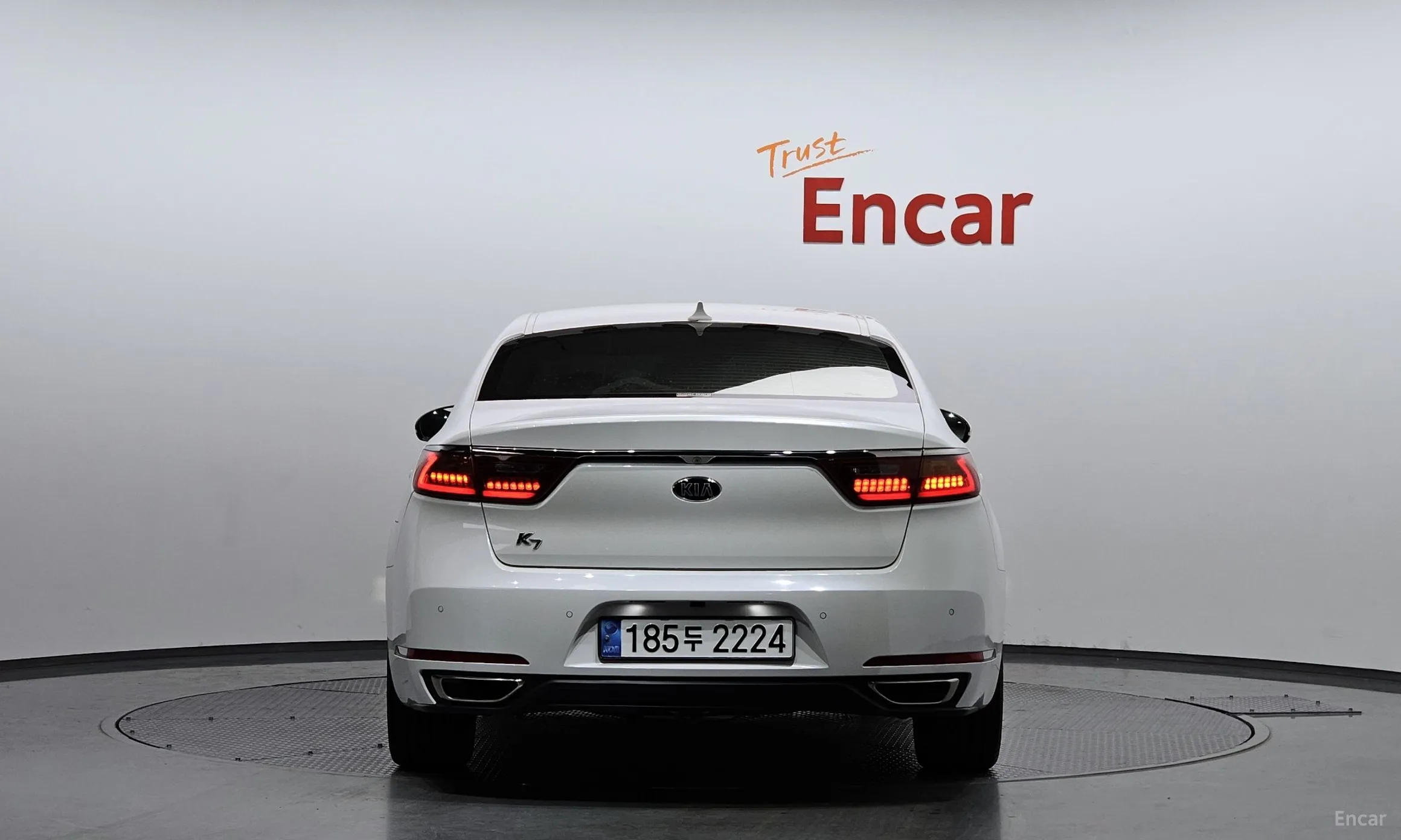 Kia K7 превью 3
