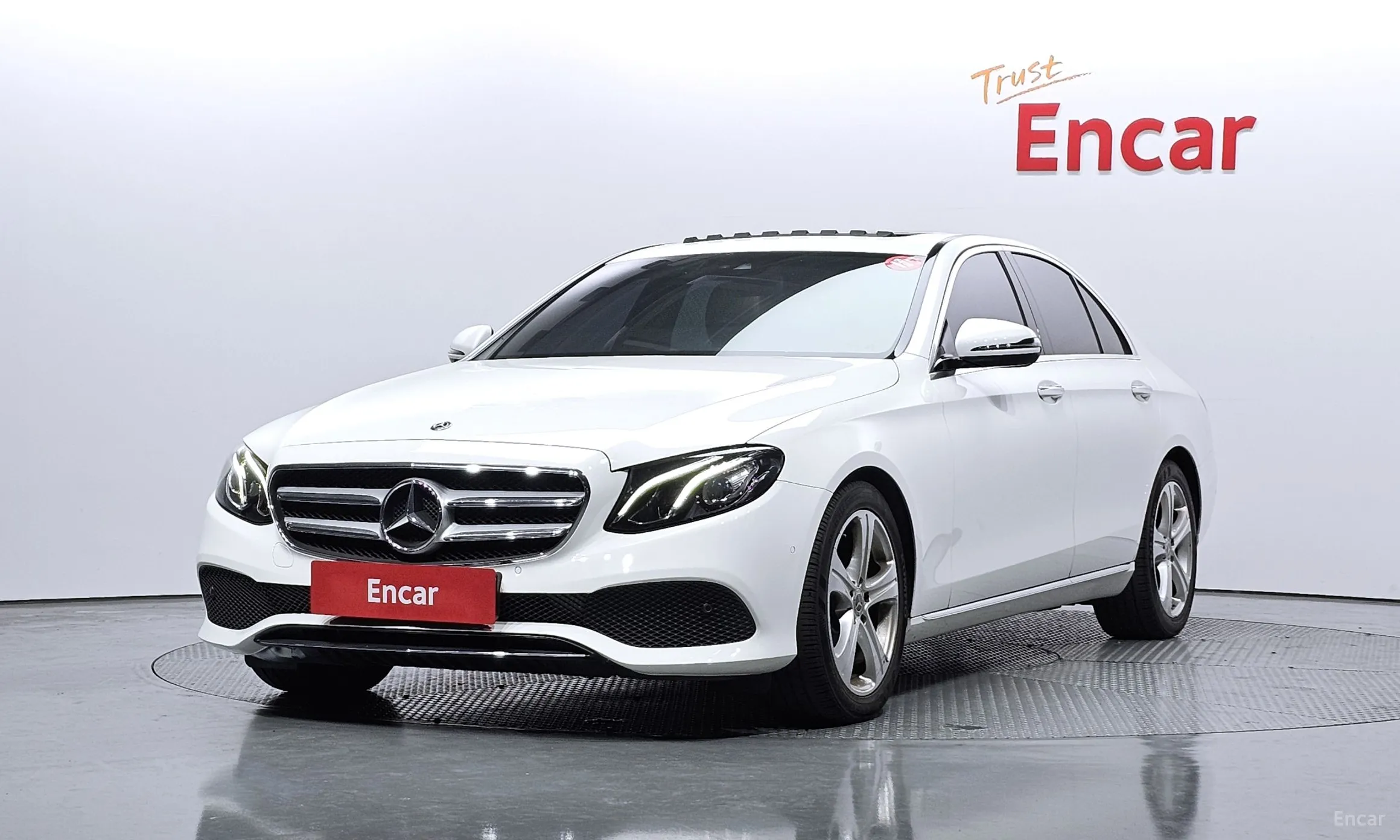 Mercedes Benz E-Class W213