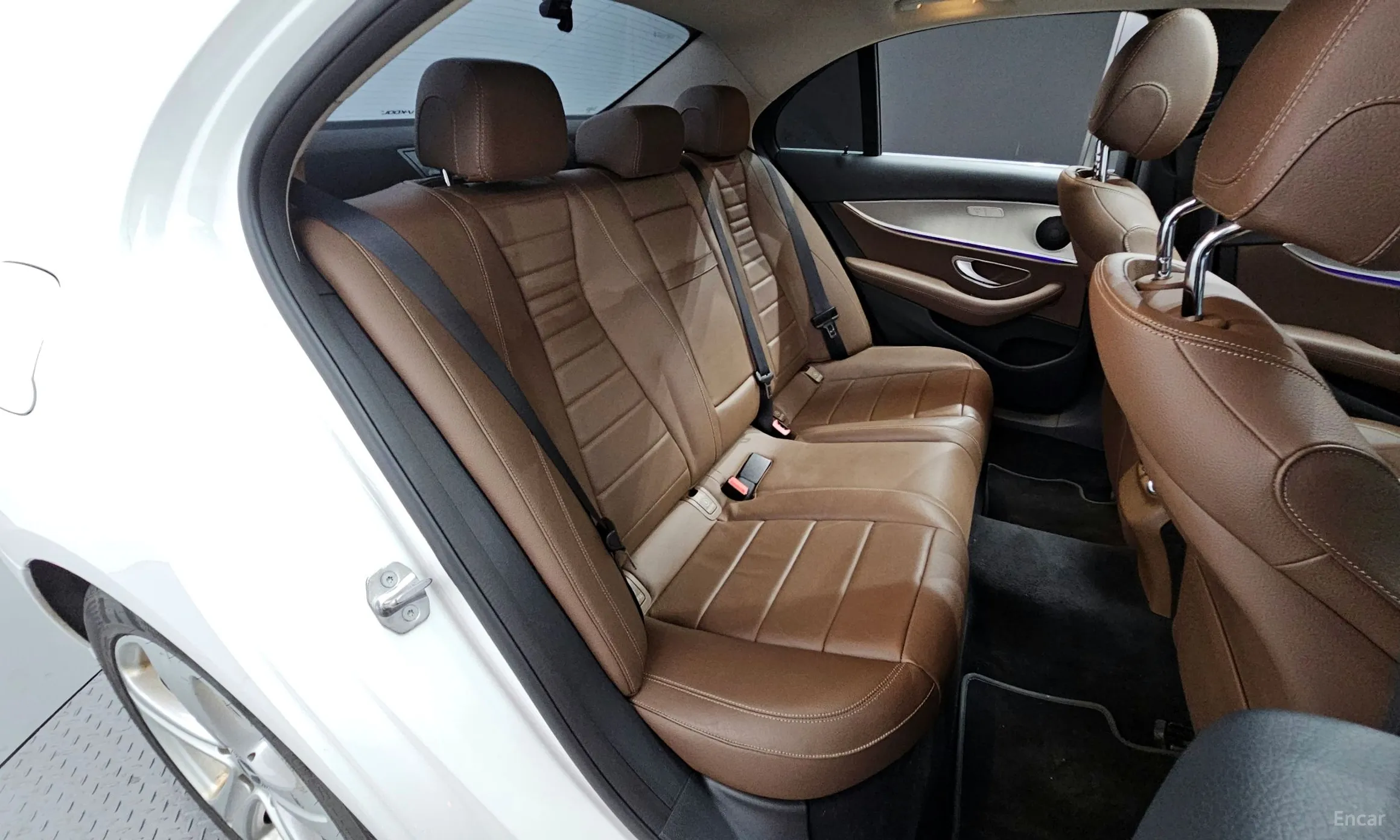 Mercedes Benz E-Class W213 превью 12