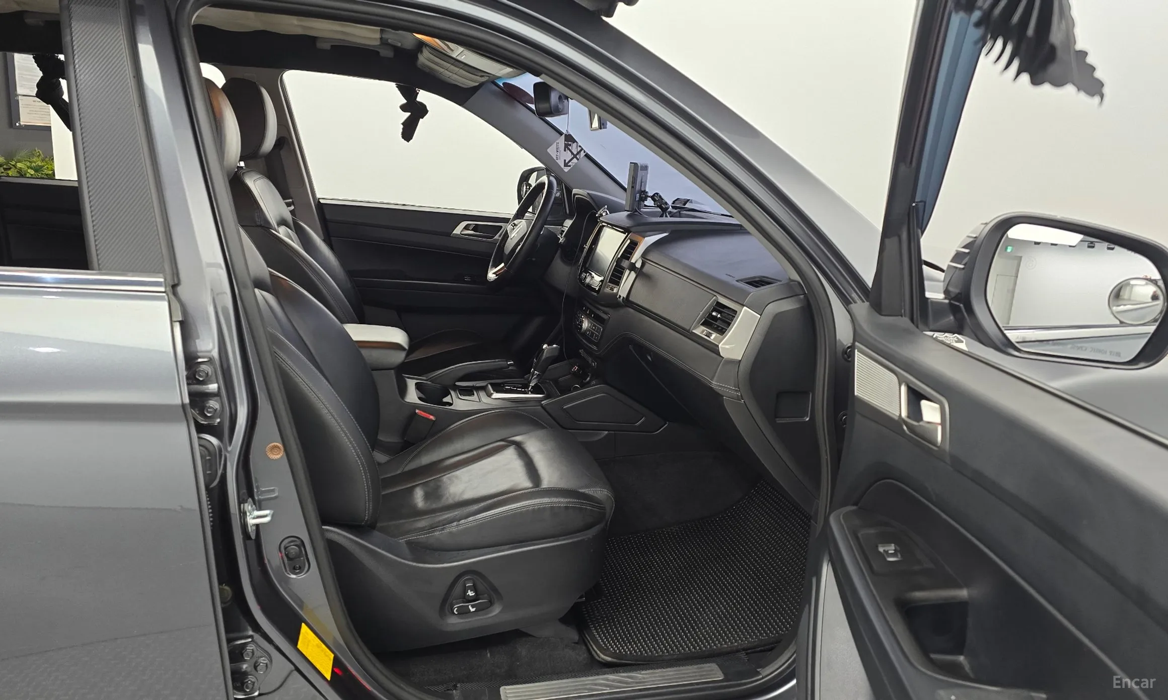 KG Mobility (SsangYong) Rexton Sports превью 11
