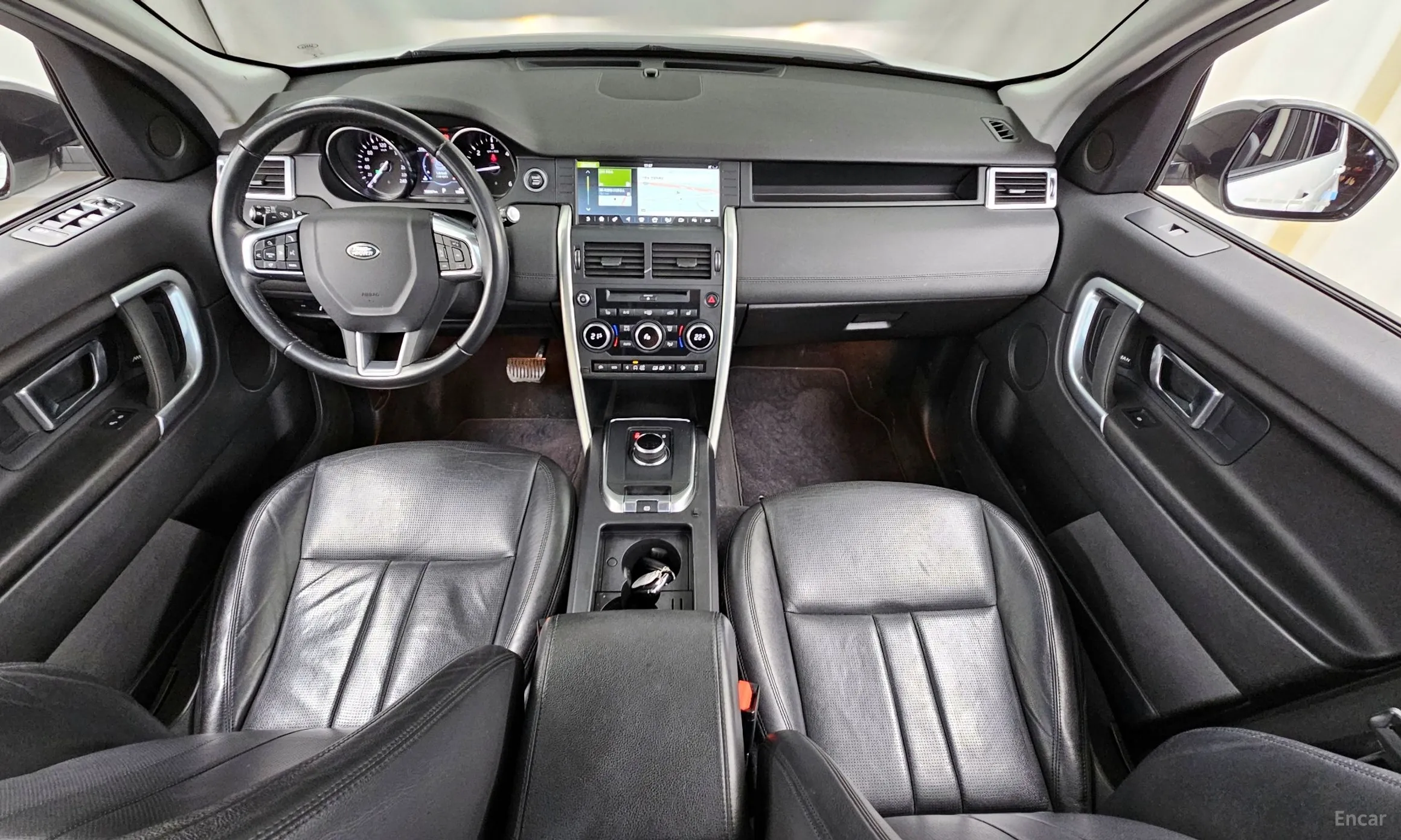 Land Rover Discovery Sports превью 7