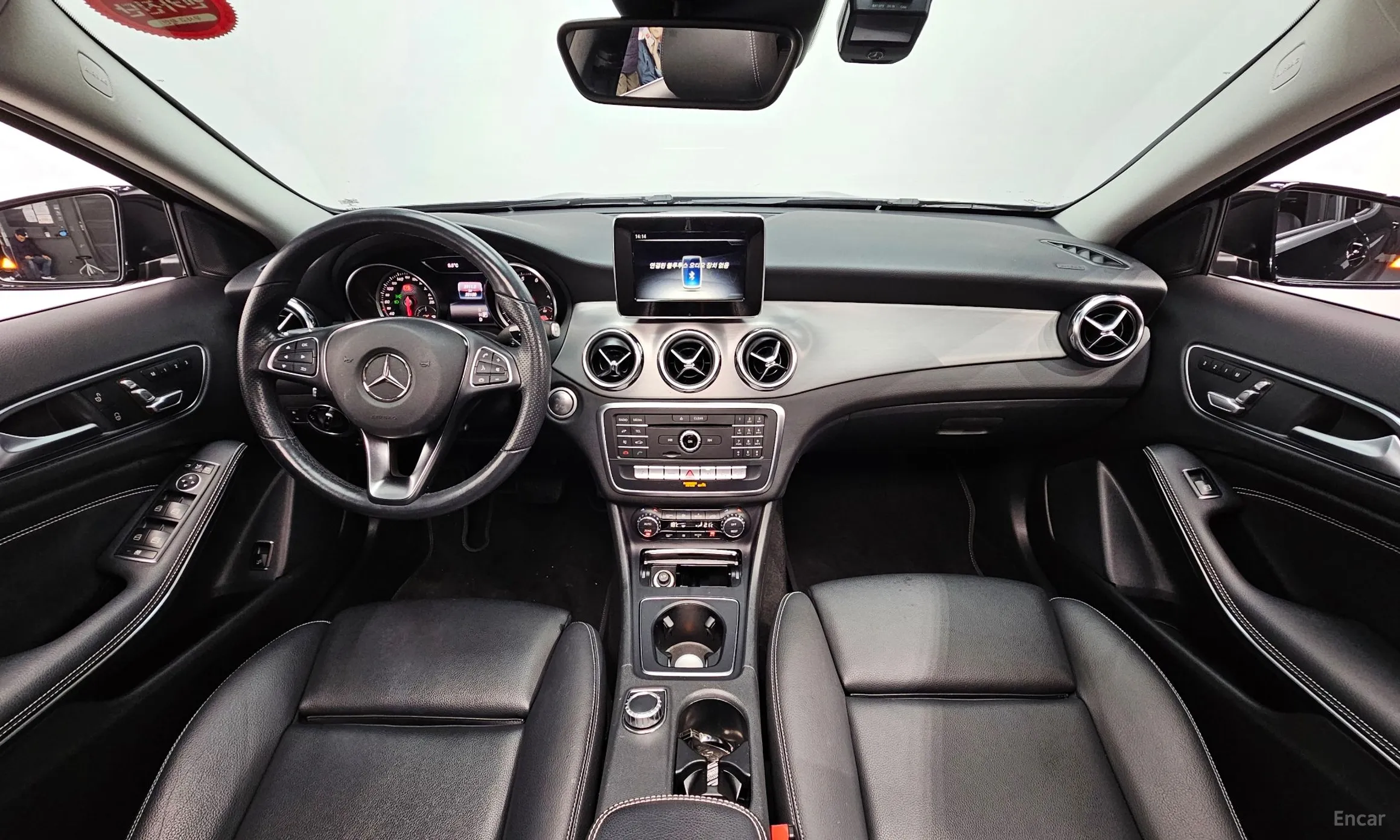Mercedes Benz GLA-Class X156 превью 4