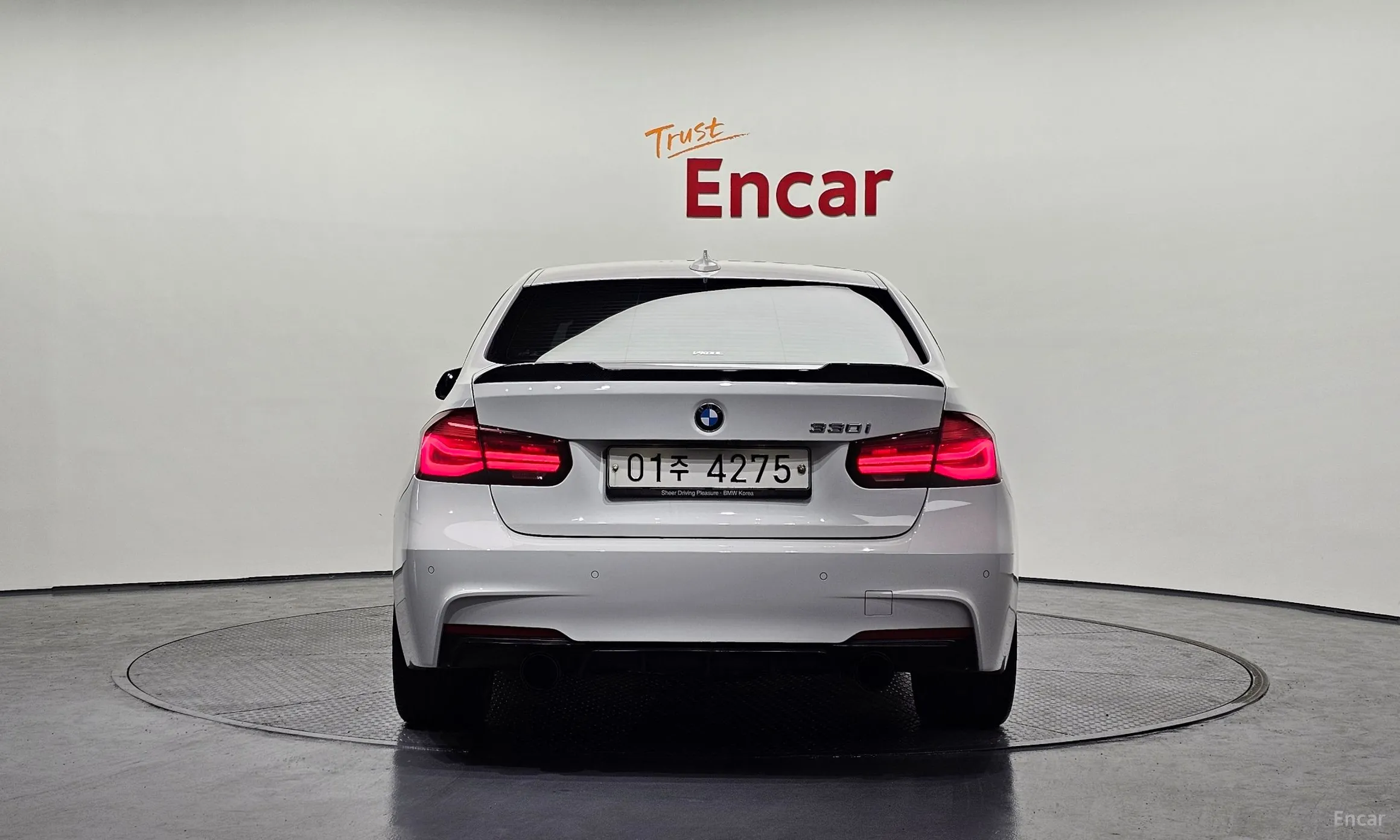 BMW 3 Series (F30) превью 3