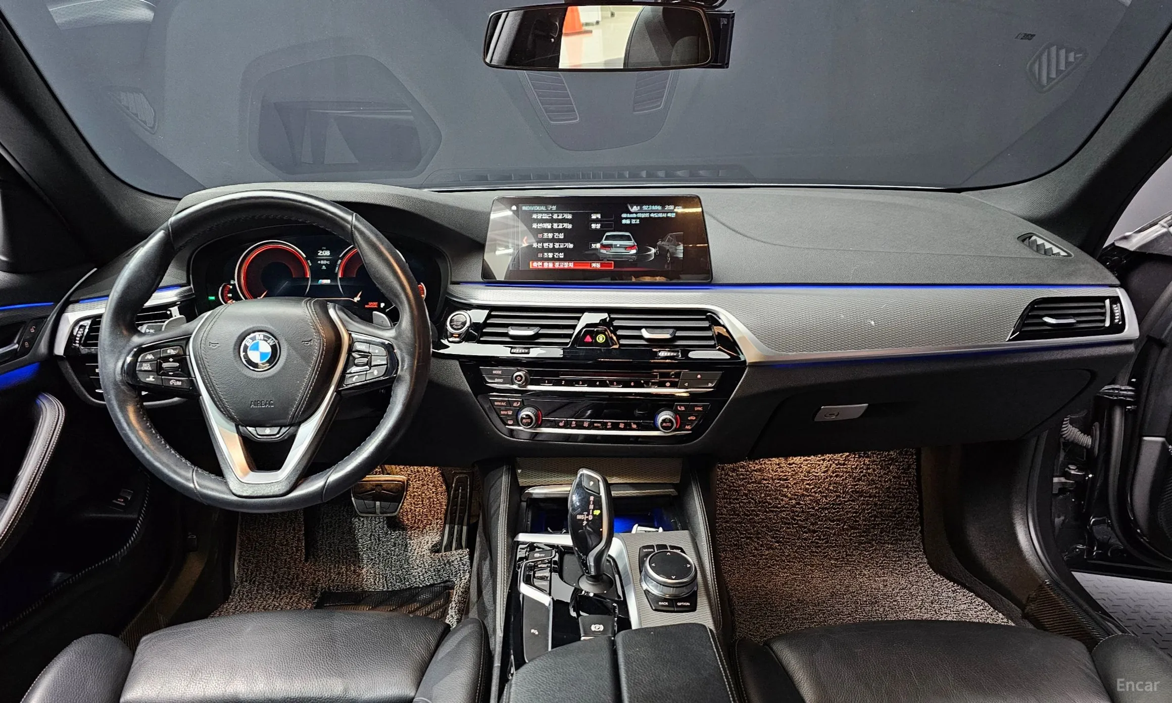 BMW 5 Series (G30) превью 4