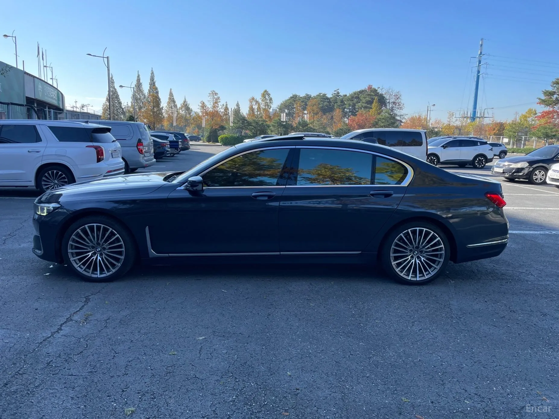 BMW 7 Series (G11) превью 2
